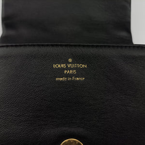 Pre-owned Louis Vuitton COUSSIN Noir lambskin M81125 shoulderbag | stylenewstar