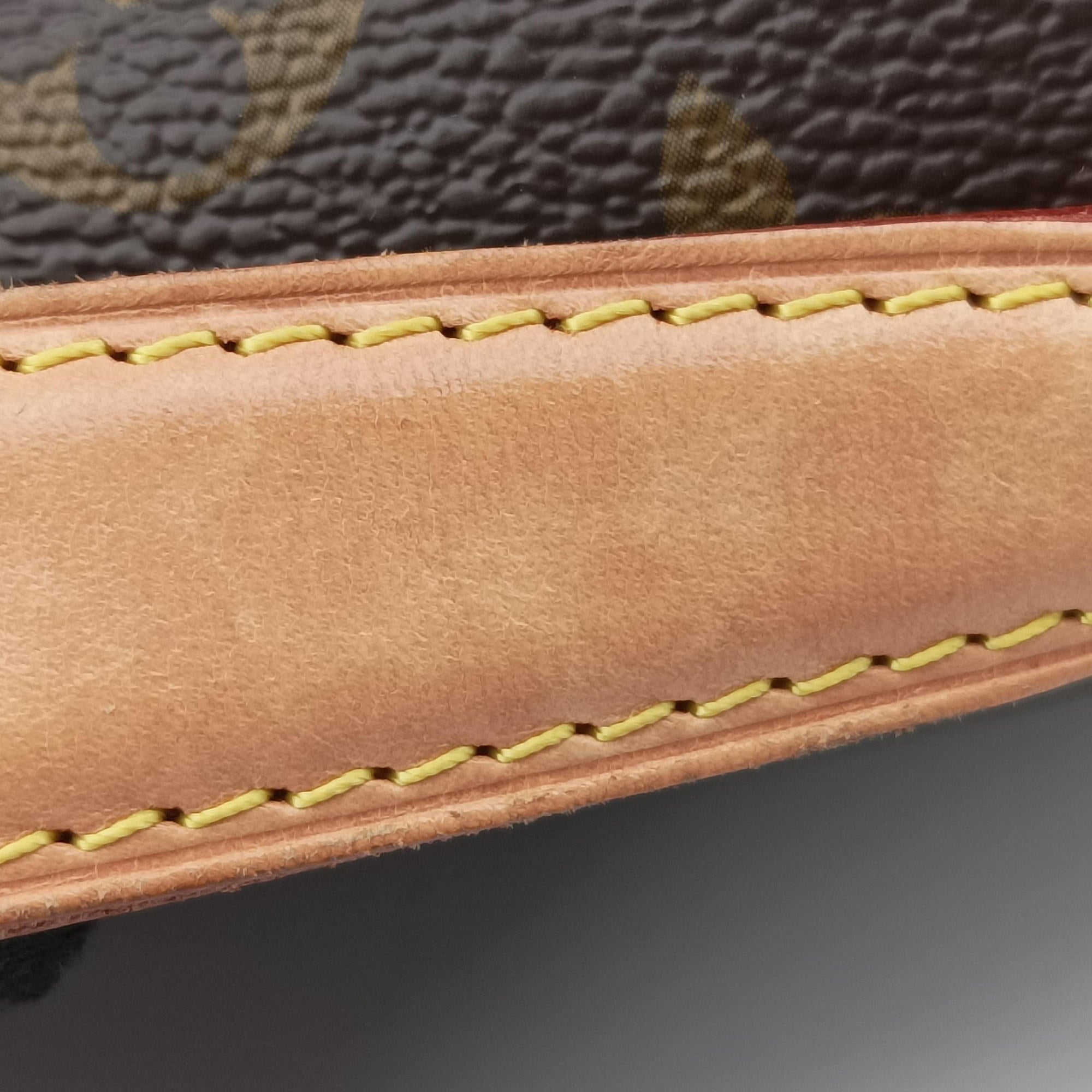 Pre-owned Louis Vuitton Pochette Metis MM Brown Monogram Canvas M44875 shoulderbag | stylenewstar