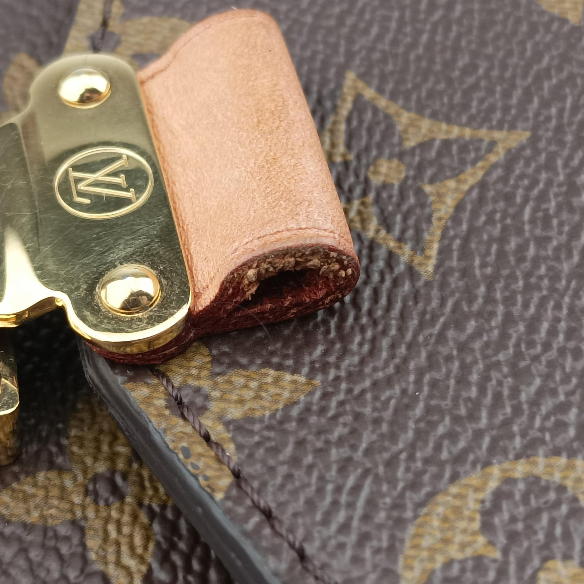 Pre-owned Louis Vuitton Pochette Metis MM Brown Monogram Canvas M44875 shoulderbag | stylenewstar