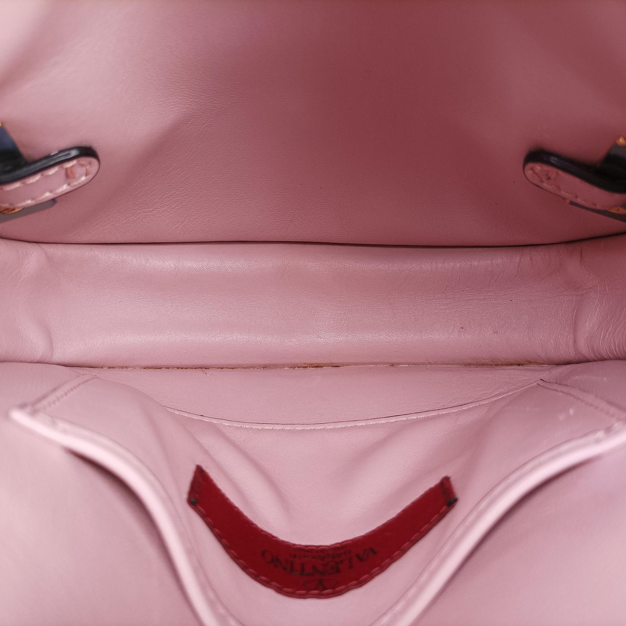 Secondhand Valentino My Rockstud Pink Leather  shoulderbag | stylenewstar