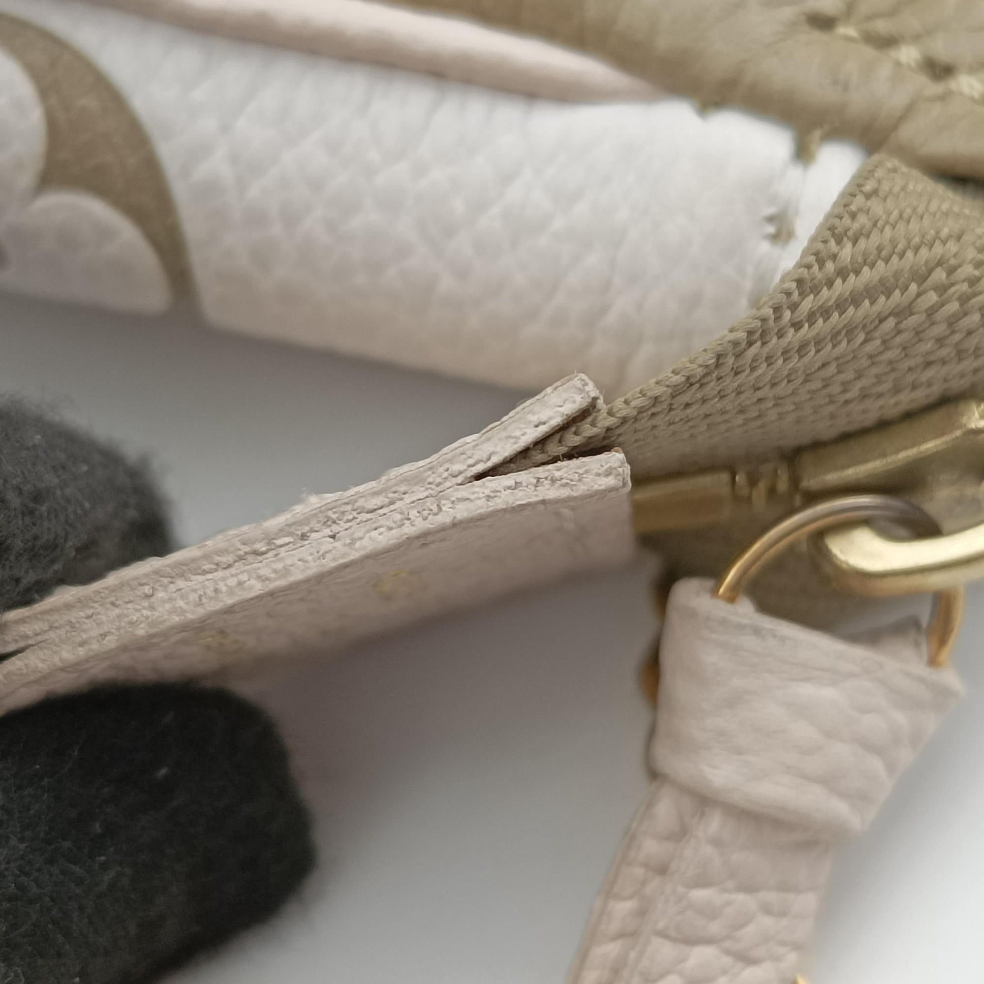 Pre-owned Louis Vuitton Mini Pochette Accessoires Khaki × Beige Monogram Empreinte M81284 handbag | stylenewstar