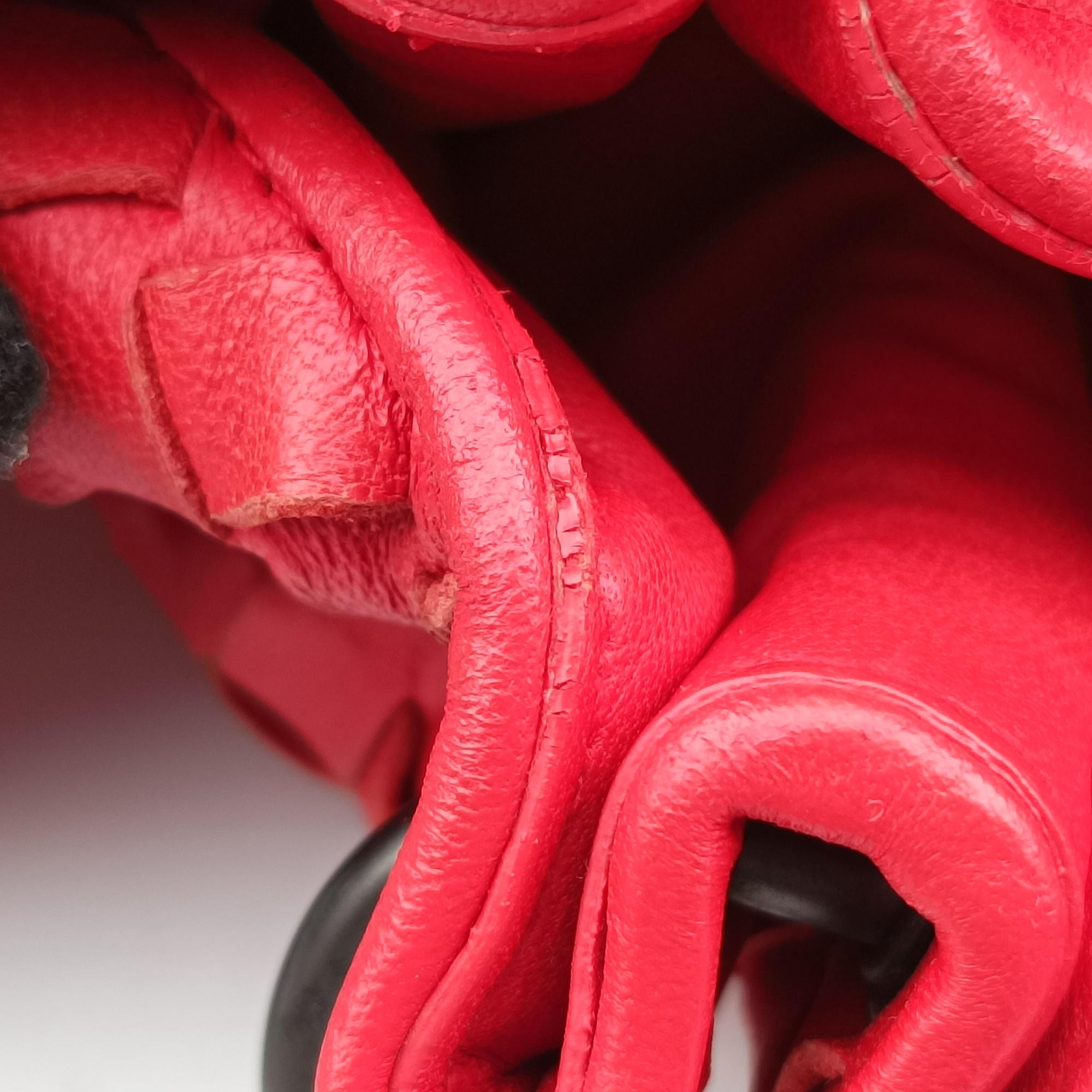 Pre-owned Bottega Veneta Parachute Intrecciato Red Lambskin  handbag | stylenewstar