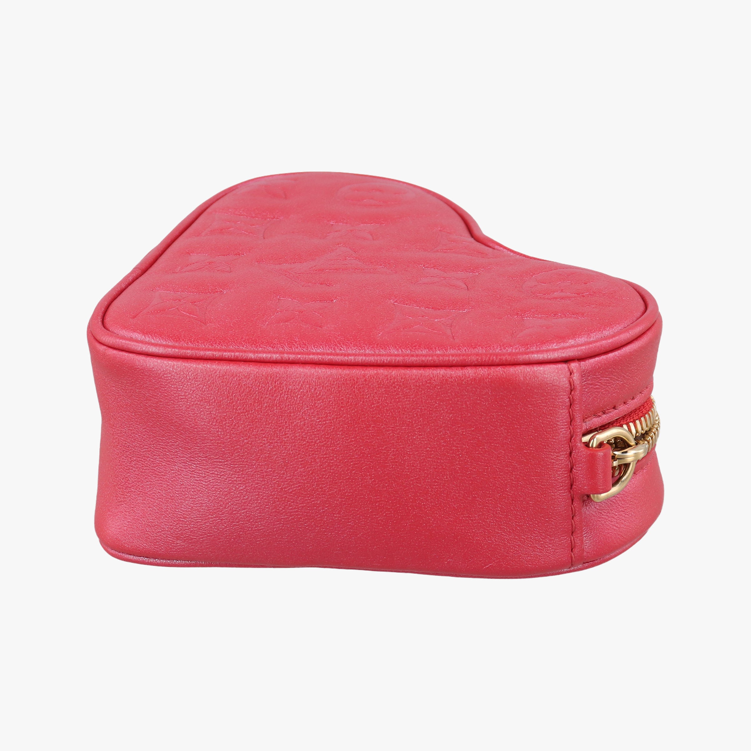 Pre-owned Louis Vuitton Heart on Chain Red Lambskin M80837 shoulderbag | stylenewstar