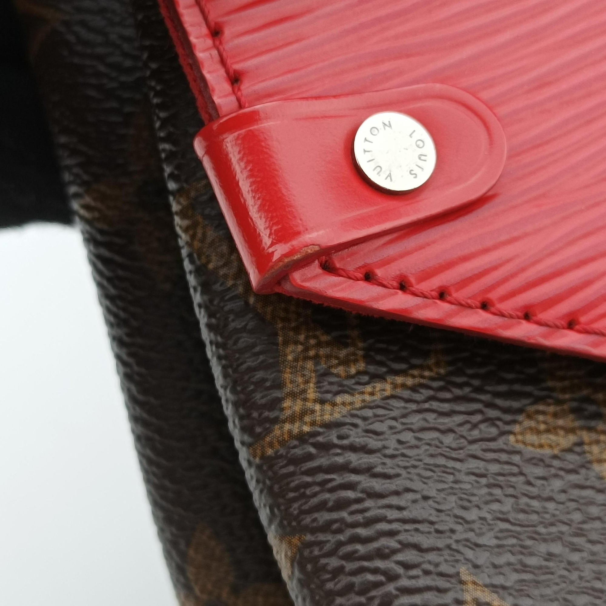 Pre-owned Louis Vuitton SAINT MICHEL Brown×COQUELICOT Monogram Canvas×epi M44031 shoulderbag | stylenewstar
