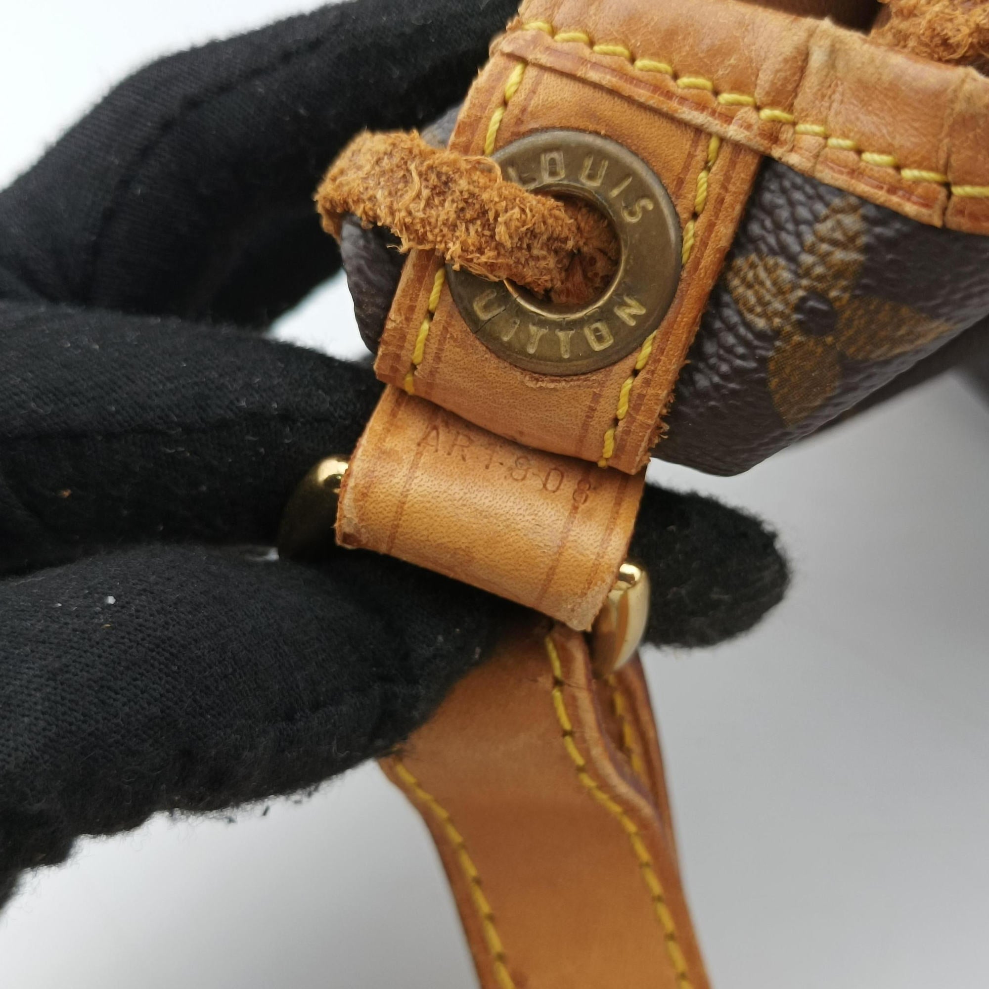 Vintage Louis Vuitton Petit Noe Brown Monogram Canvas M42226 shoulderbag | stylenewstar