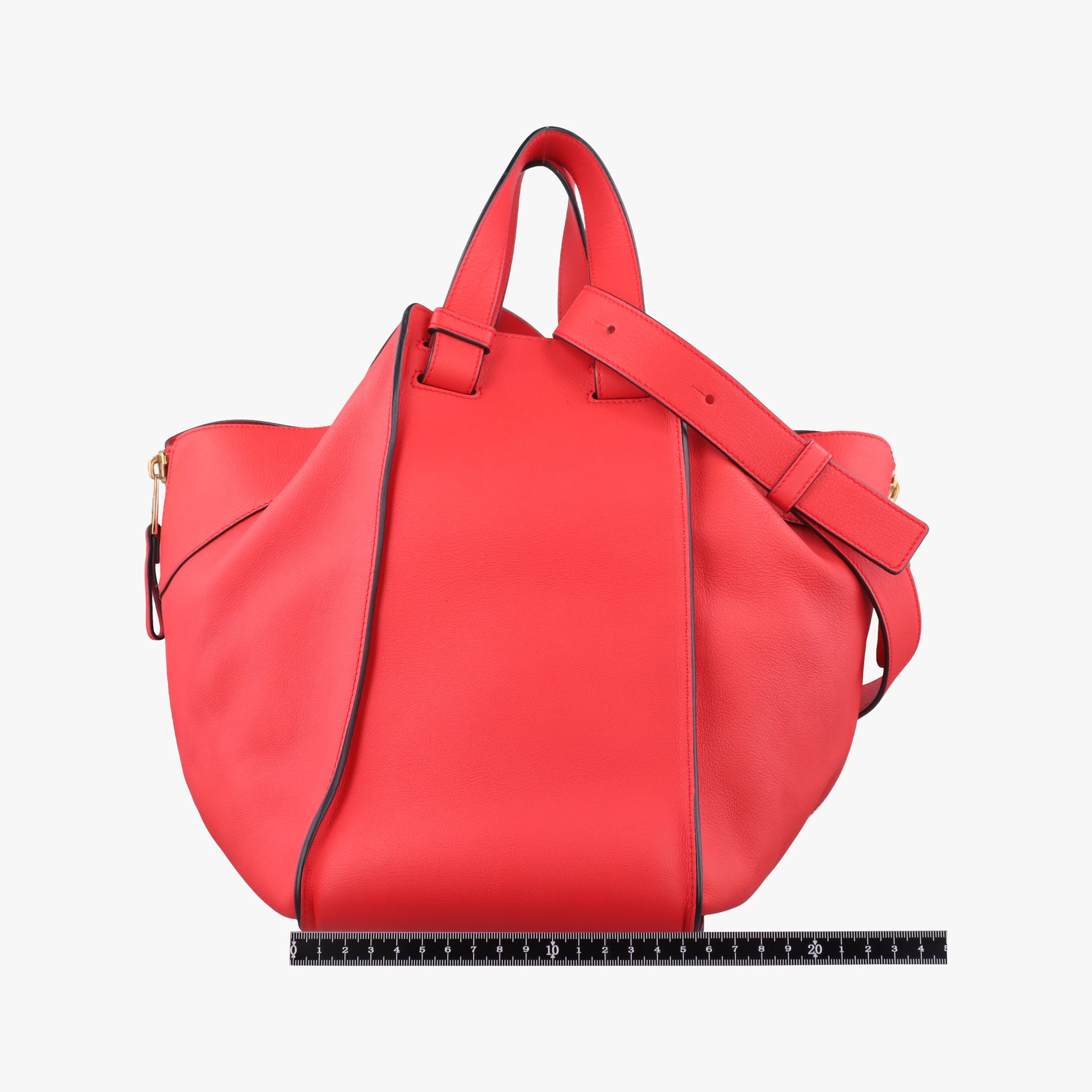 Pre-owned Loewe Hammock Red Leather  shoulderbag | stylenewstar