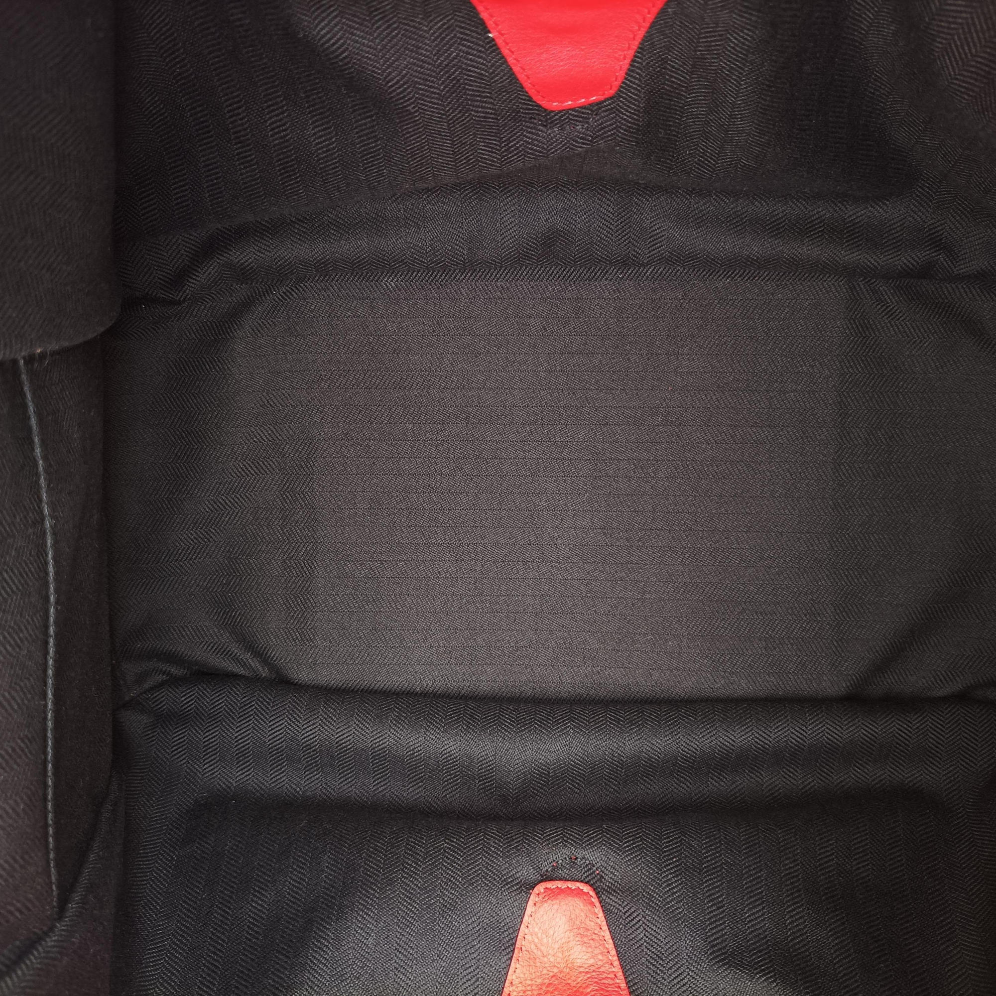 Pre-owned Loewe Hammock Red Leather  shoulderbag | stylenewstar