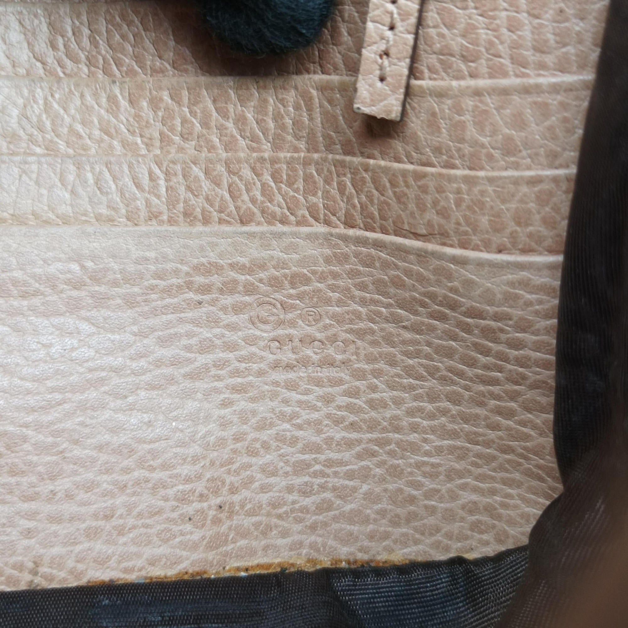 Pre-owned Gucci Interlocking G Beige  Leather 510314 shoulderbag | stylenewstar