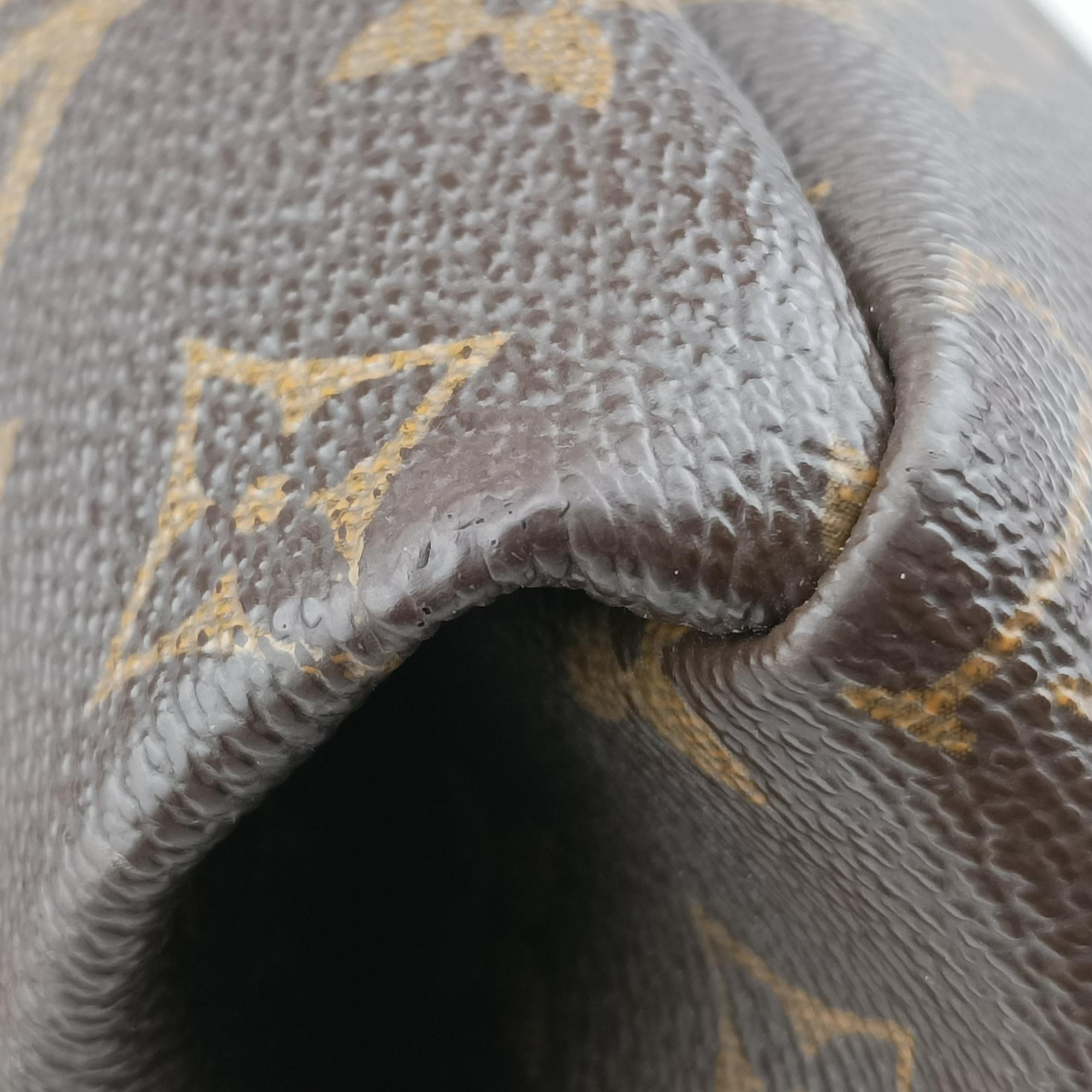 Vintage Louis Vuitton ARTSY MM Brown Monogram Canvas M40249 handbag | stylenewstar