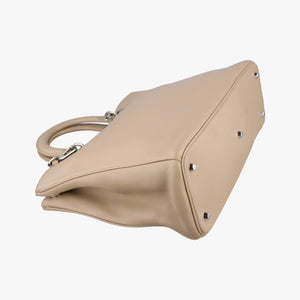 Pre-owned Christian Dior Diorissimo Beige Leather  shoulderbag | stylenewstar