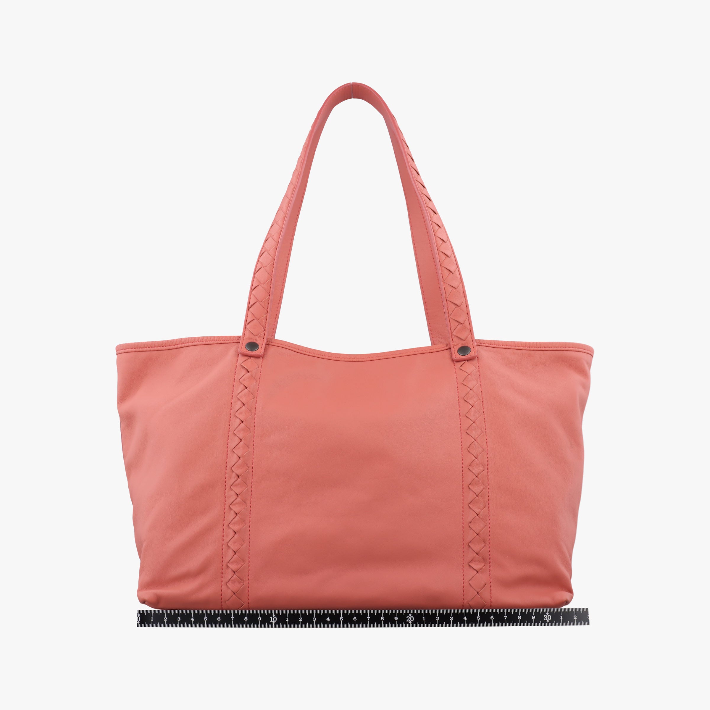 Pre-owned Bottega Veneta Intrecciato Coral Pink Lambskin  shoulderbag | stylenewstar