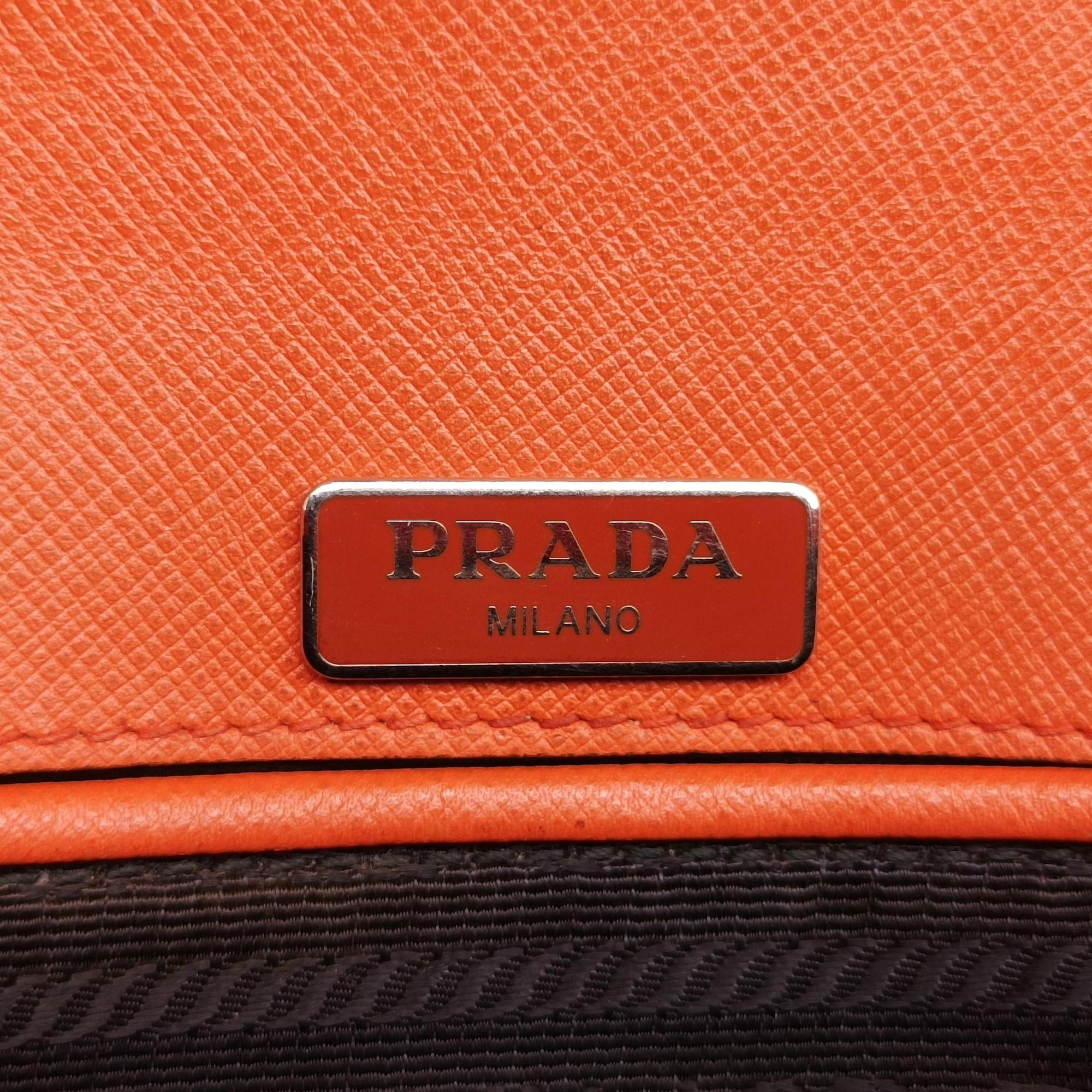 Secondhand Prada Sound Lock Orange SAFFIANO Leather BN0924 shoulderbag | stylenewstar