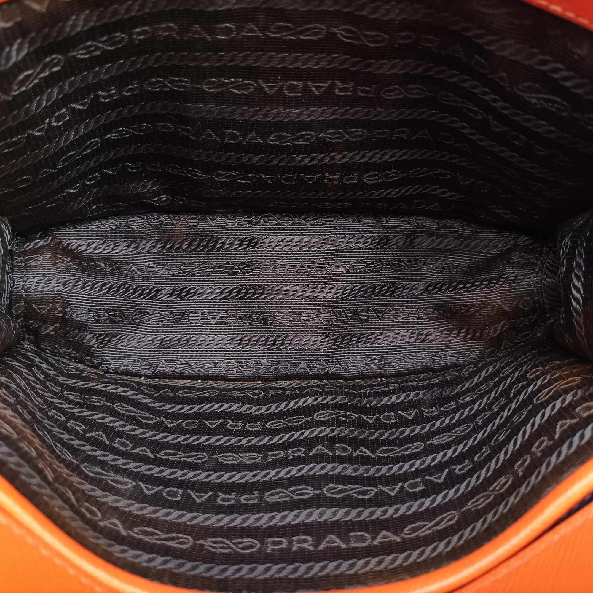 Secondhand Prada Sound Lock Orange SAFFIANO Leather BN0924 shoulderbag | stylenewstar