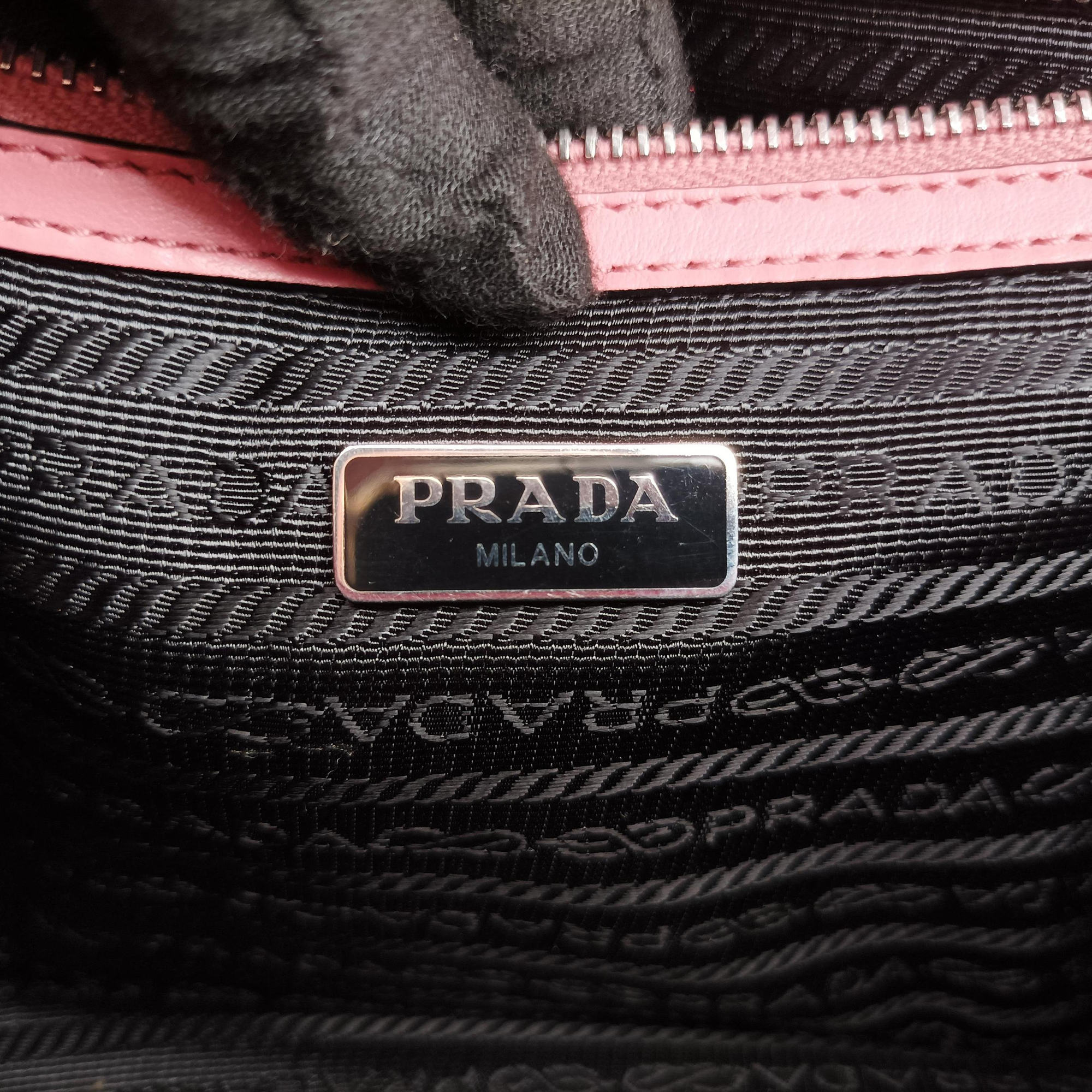 Pre-owned Prada Sound Lock Pink SAFFIANO Leather 1BD034 shoulderbag | stylenewstar