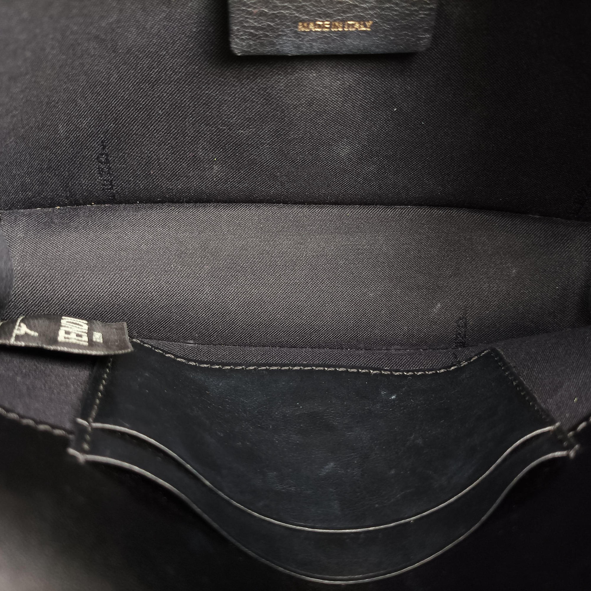 Pre-owned Fendi F is Black Leather 8BM005 bum bag/waist bag | stylenewstar