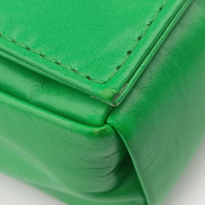 Pre-owned Bottega Veneta candy cassette Green Leather  shoulderbag | stylenewstar