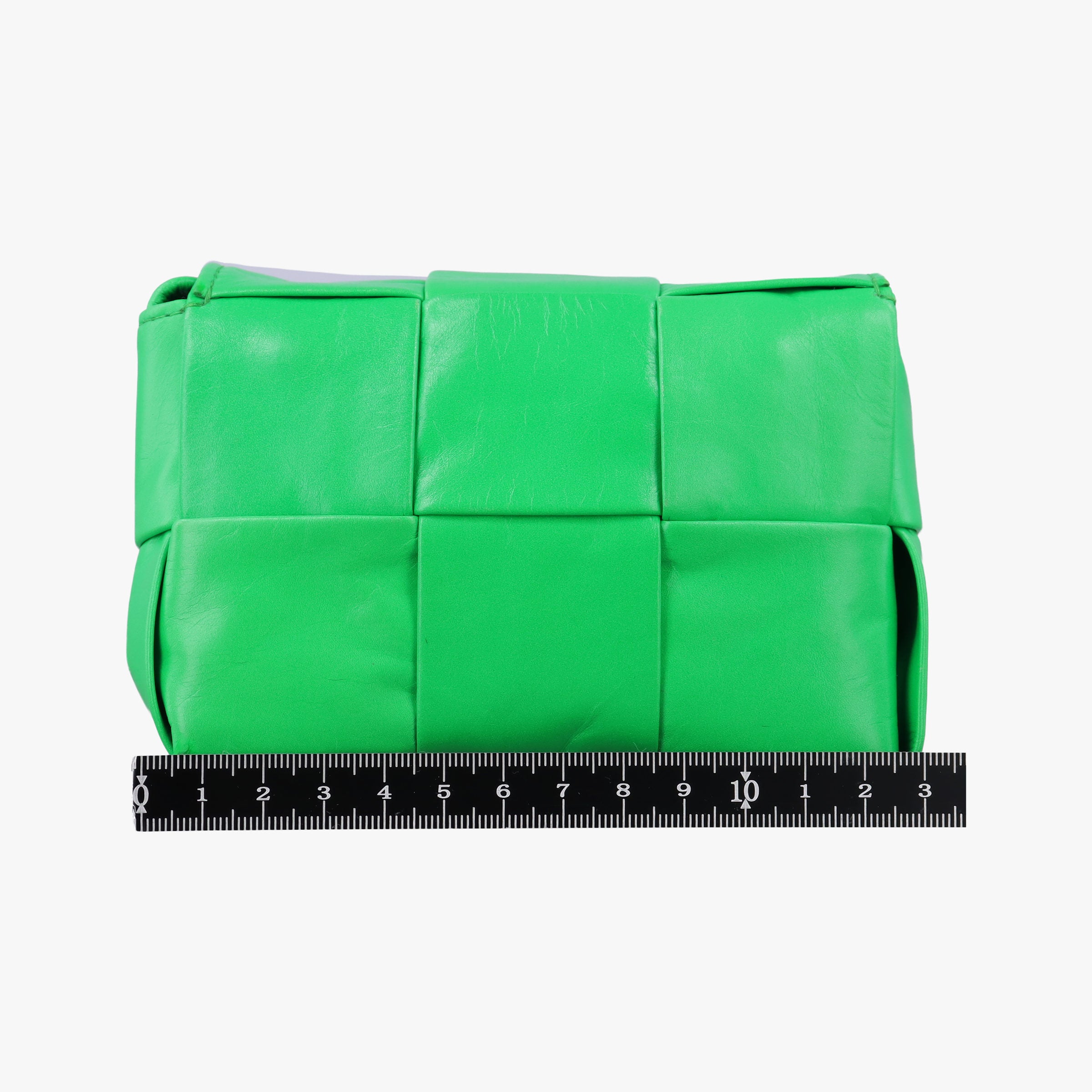 Pre-owned Bottega Veneta candy cassette Green Leather  shoulderbag | stylenewstar