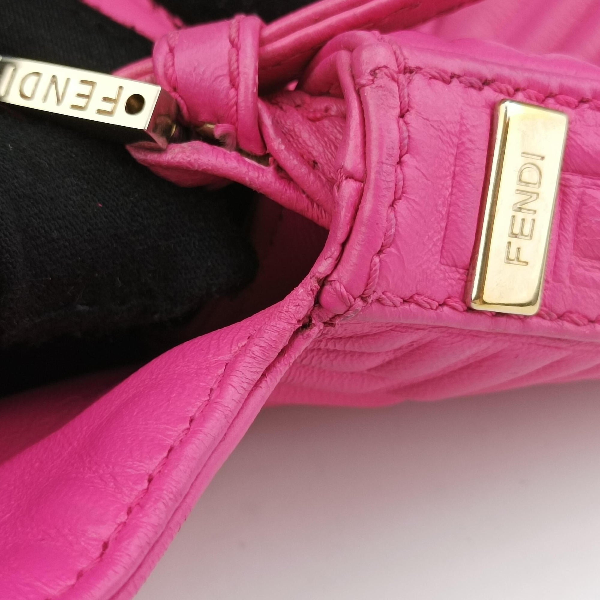 Vintage Fendi BAGUETTE Rose Leather 8BK060 shoulderbag | stylenewstar