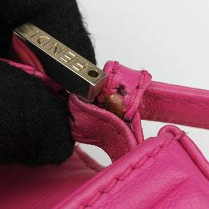 Vintage Fendi BAGUETTE Rose Leather 8BK060 shoulderbag | stylenewstar