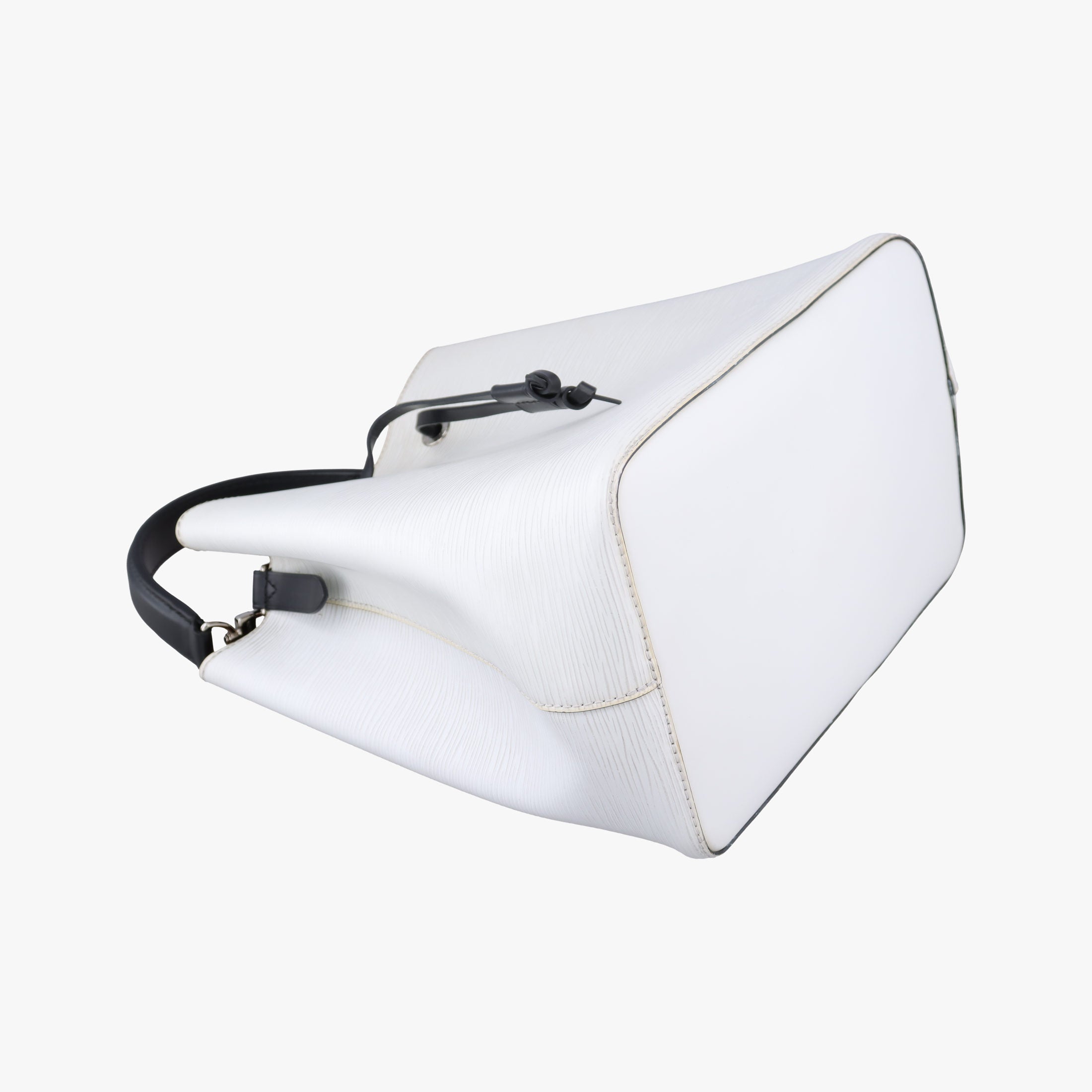Vintage Louis Vuitton NeoNoe White × Black Epi M53371 shoulderbag | stylenewstar