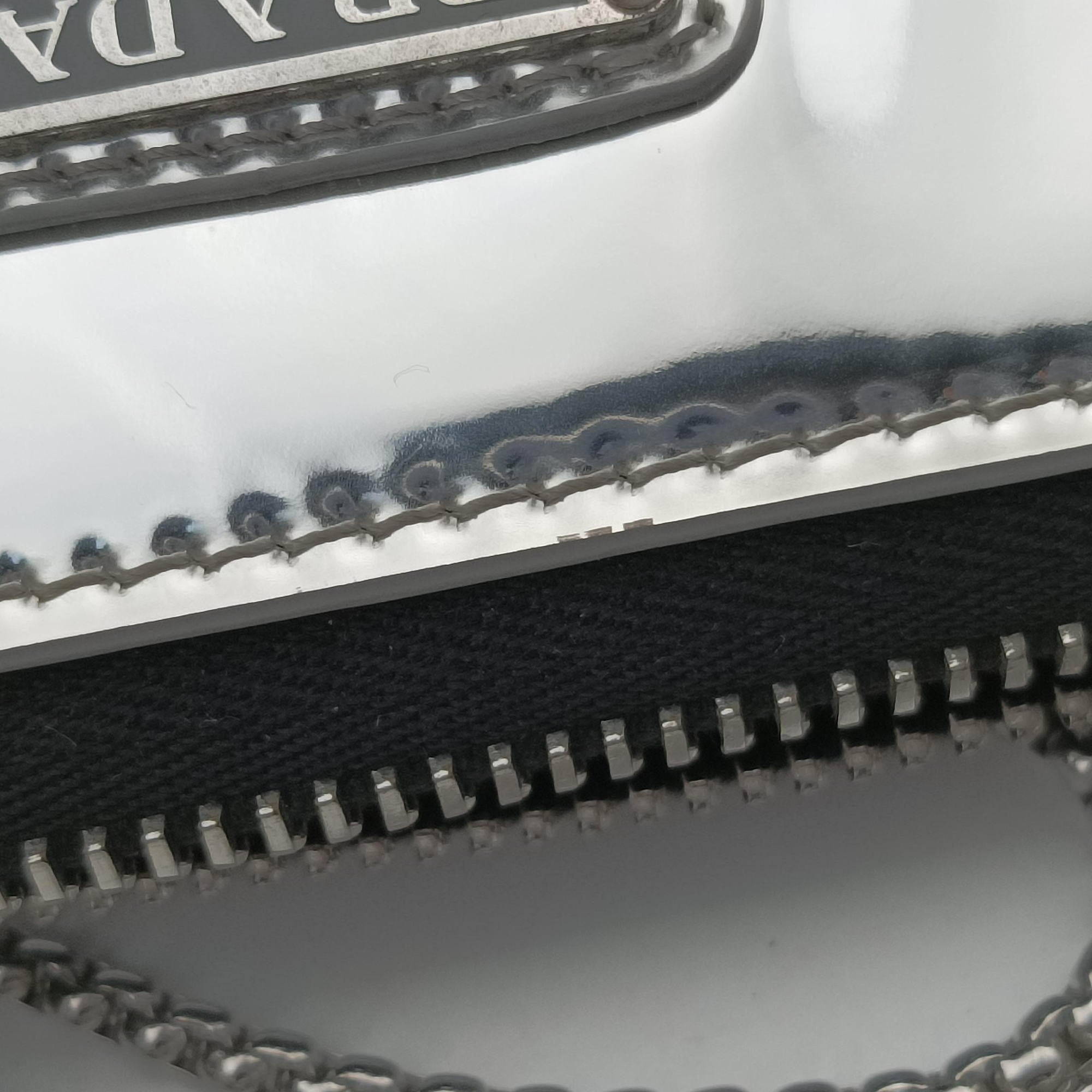 Pre-owned Prada Triangle Logo Silver patent  shoulderbag | stylenewstar