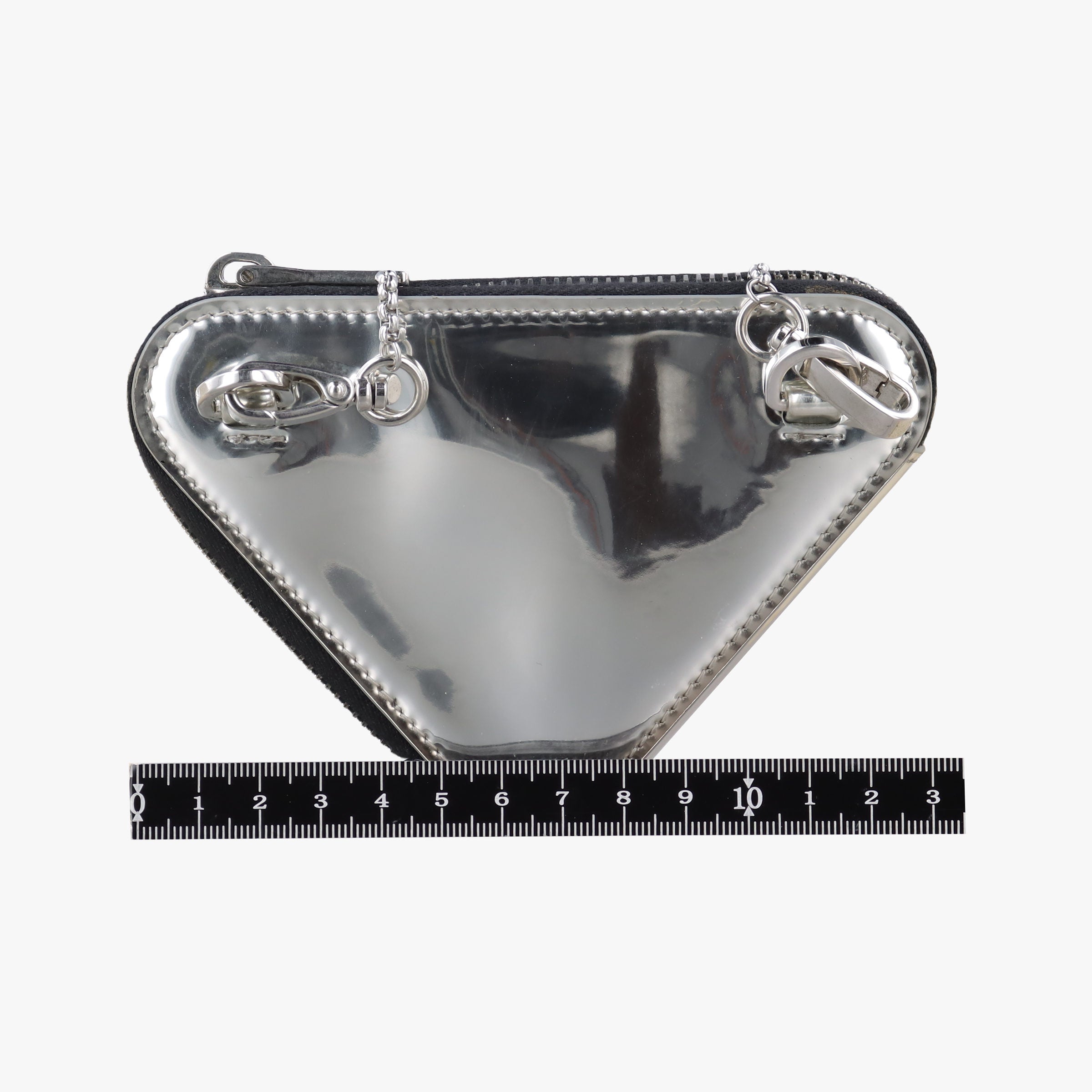 Pre-owned Prada Triangle Logo Silver patent  shoulderbag | stylenewstar