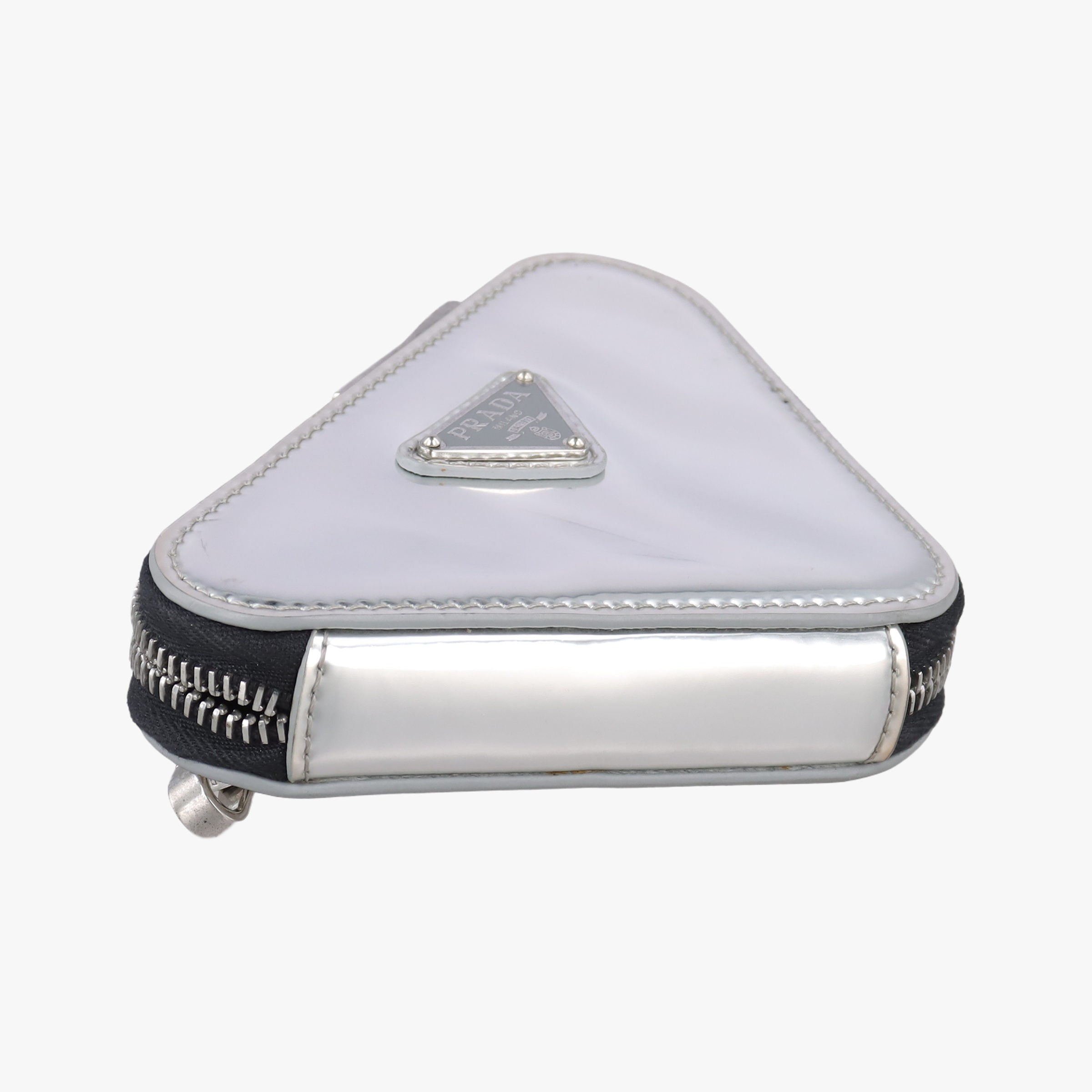 Pre-owned Prada Triangle Logo Silver patent  shoulderbag | stylenewstar