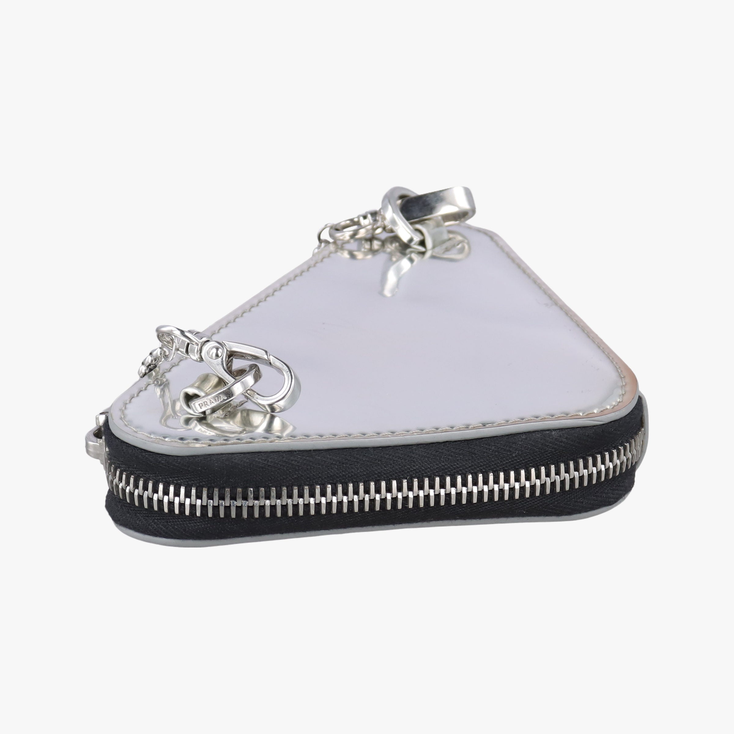 Pre-owned Prada Triangle Logo Silver patent  shoulderbag | stylenewstar