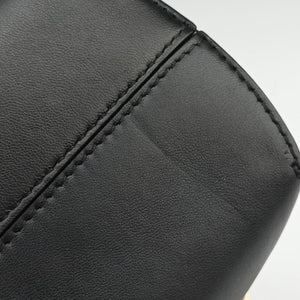 Secondhand Fendi First Black Leather 8BP129 shoulderbag | stylenewstar