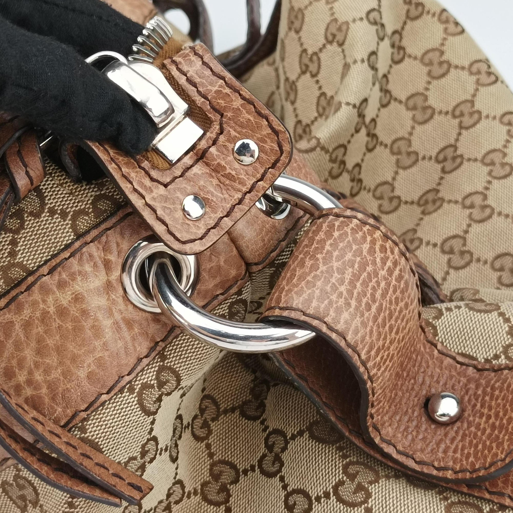 Pre-owned Gucci Medium Bamboo Brown Canvas×Leather 232959 handbag | stylenewstar