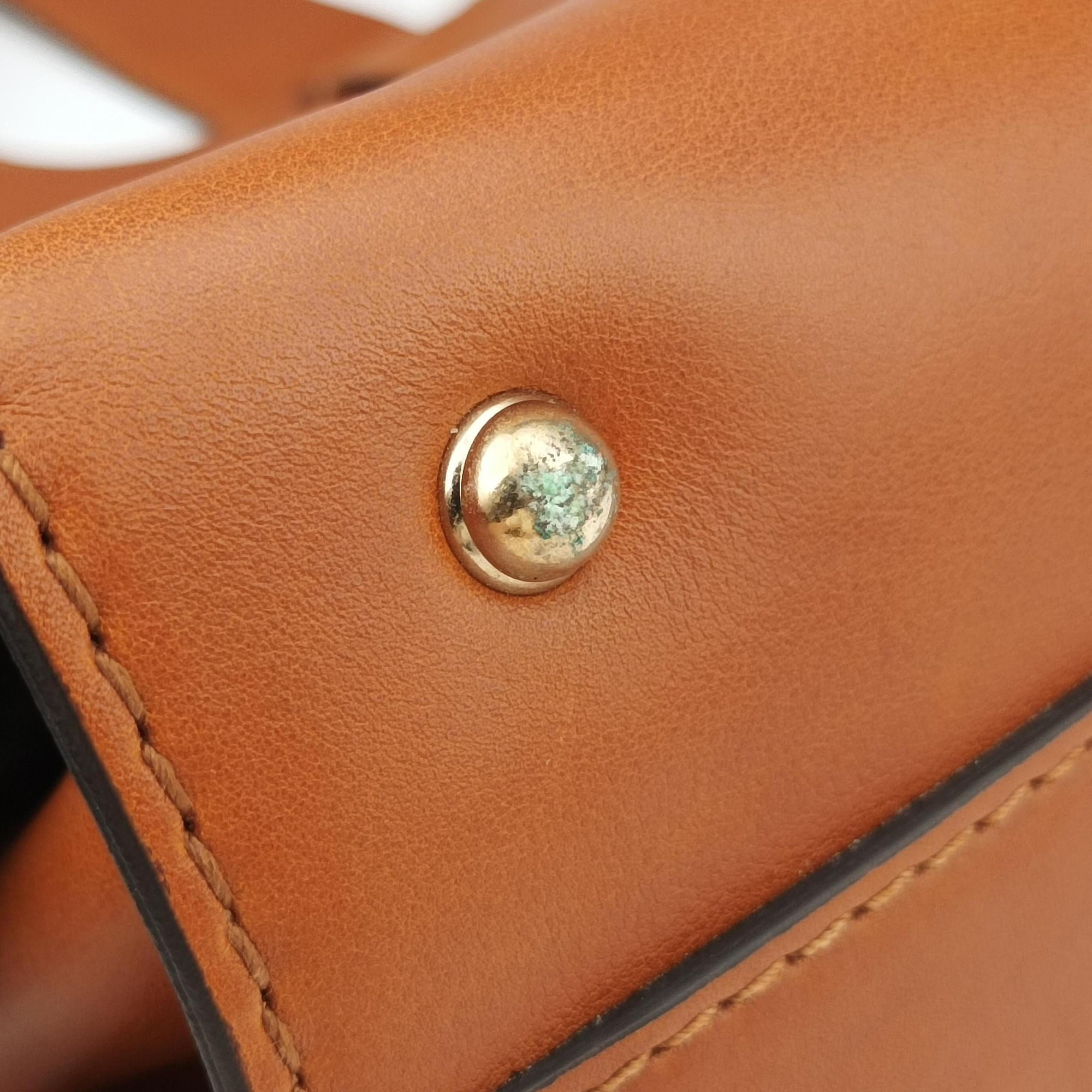 Secondhand Gucci Stirrup Brown leather 277514 handbag | stylenewstar