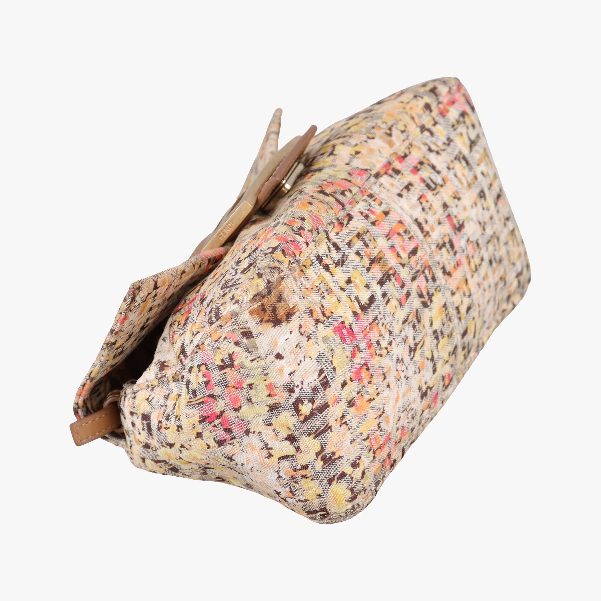 Pre-owned Fendi Baguette Beige×Multicolour fabric 8BR180 shoulderbag | stylenewstar