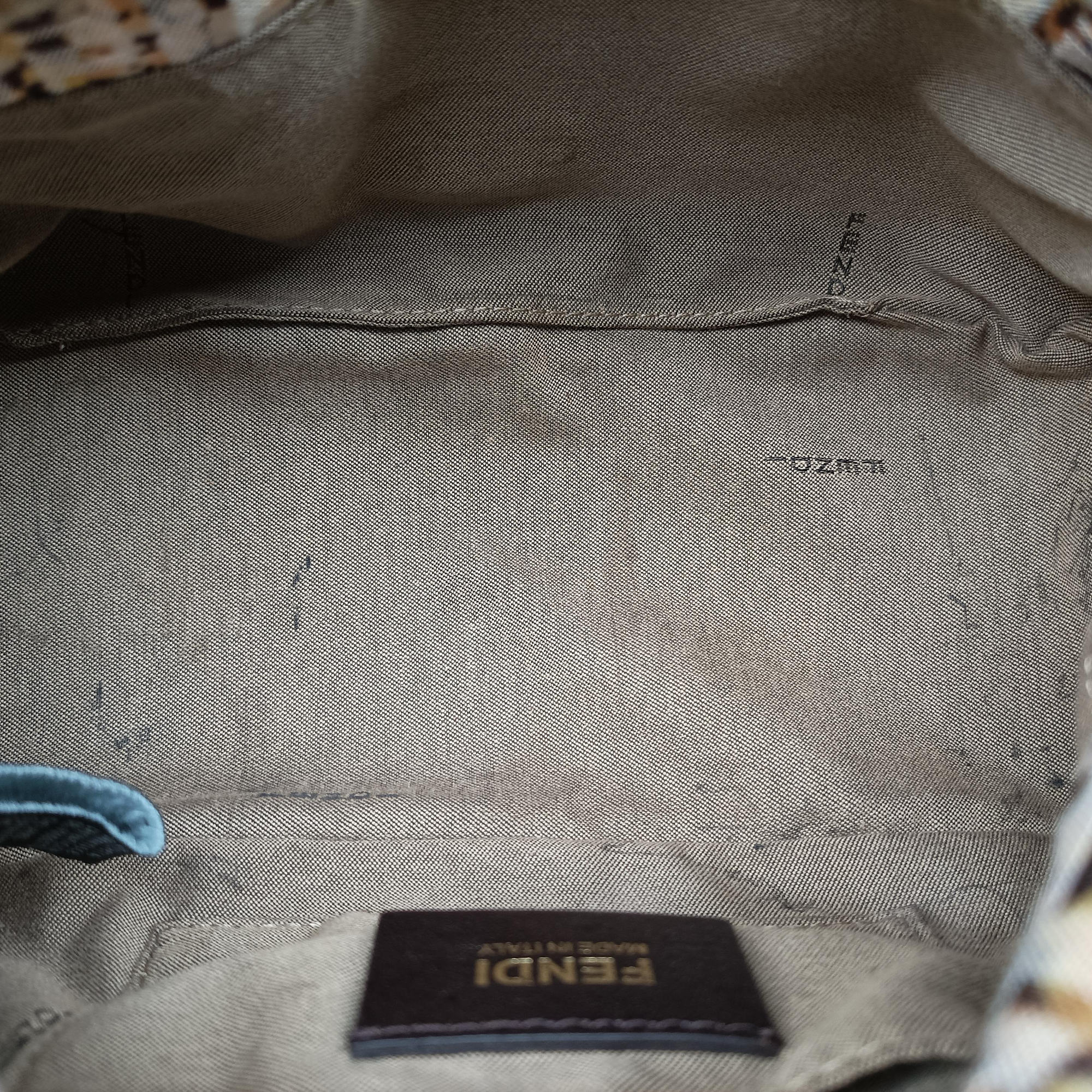 Pre-owned Fendi Baguette Beige×Multicolour fabric 8BR180 shoulderbag | stylenewstar