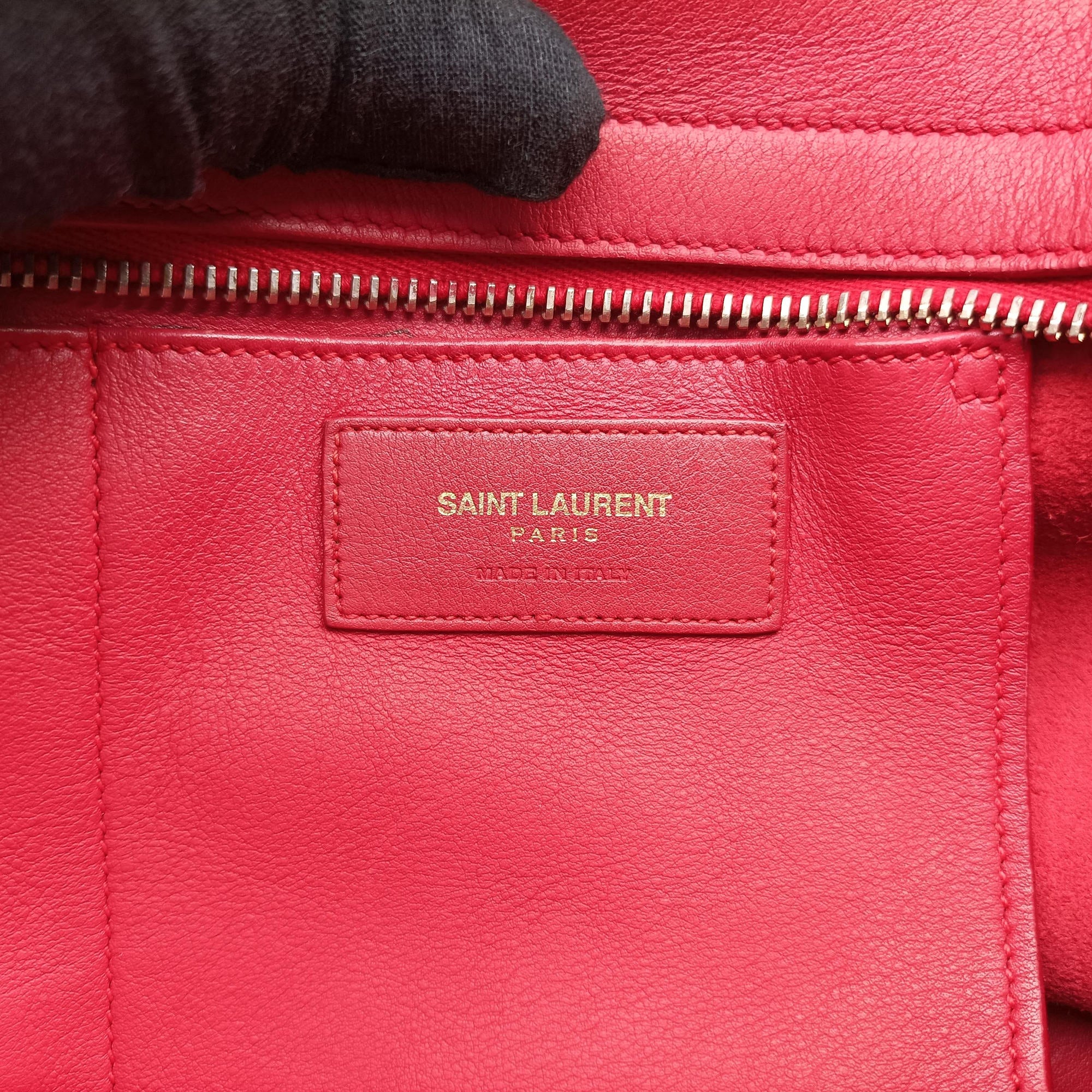 Pre-owned Yves Saint Laurent BABY CABAS Red Leather 394461 shoulderbag | stylenewstar