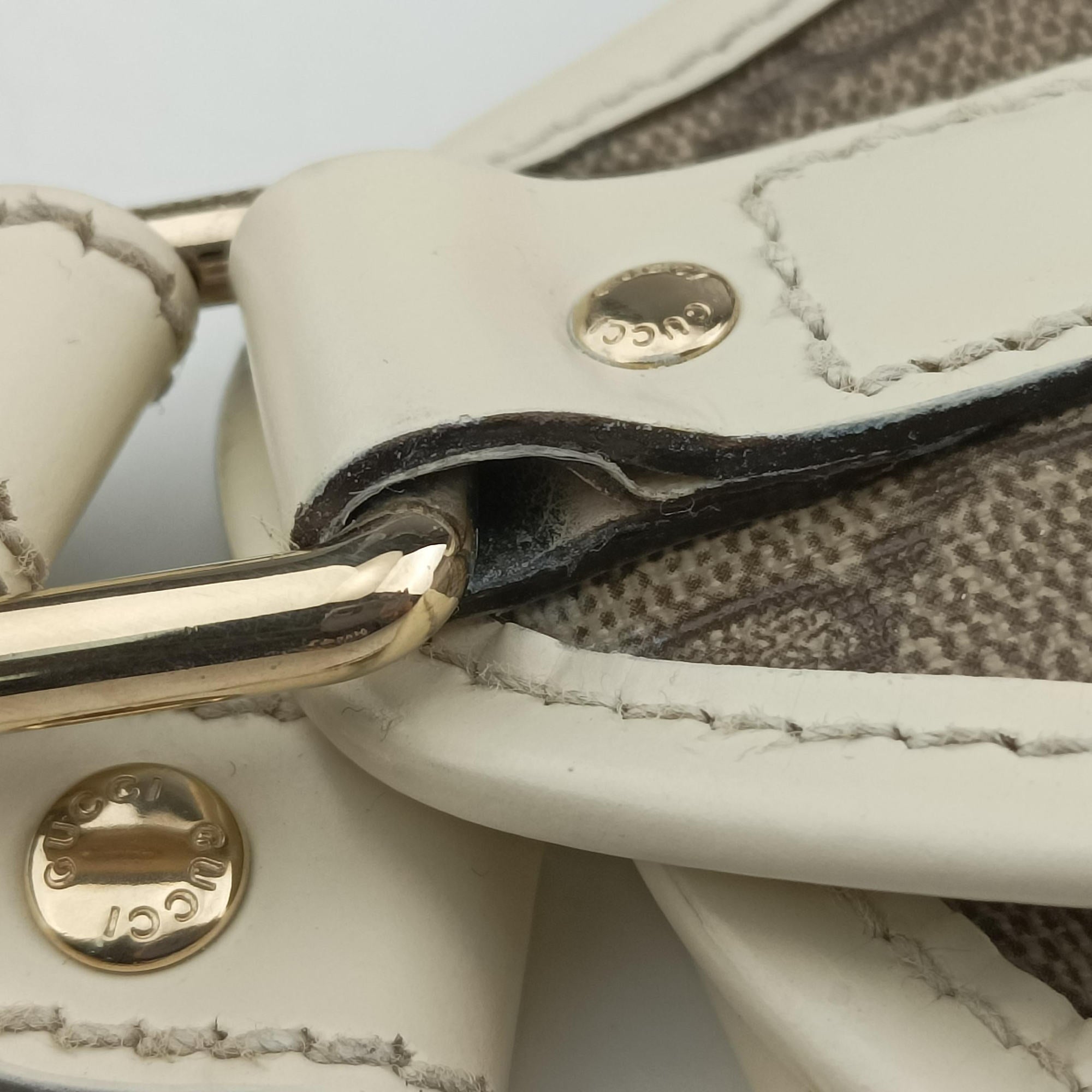 Pre-owned Gucci New Jackie Brown×White PVC coated canvas×Leather 203493 handbag | stylenewstar
