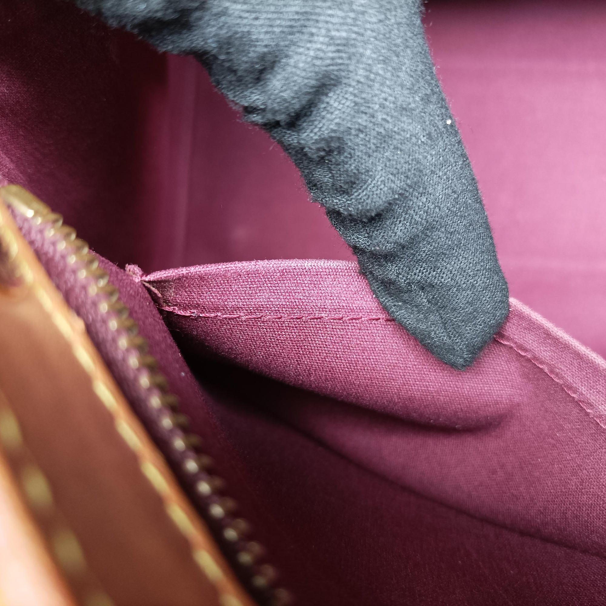 Pre-owned Louis Vuitton Brea GM AMARANTE Vernis M91616 shoulderbag | stylenewstar