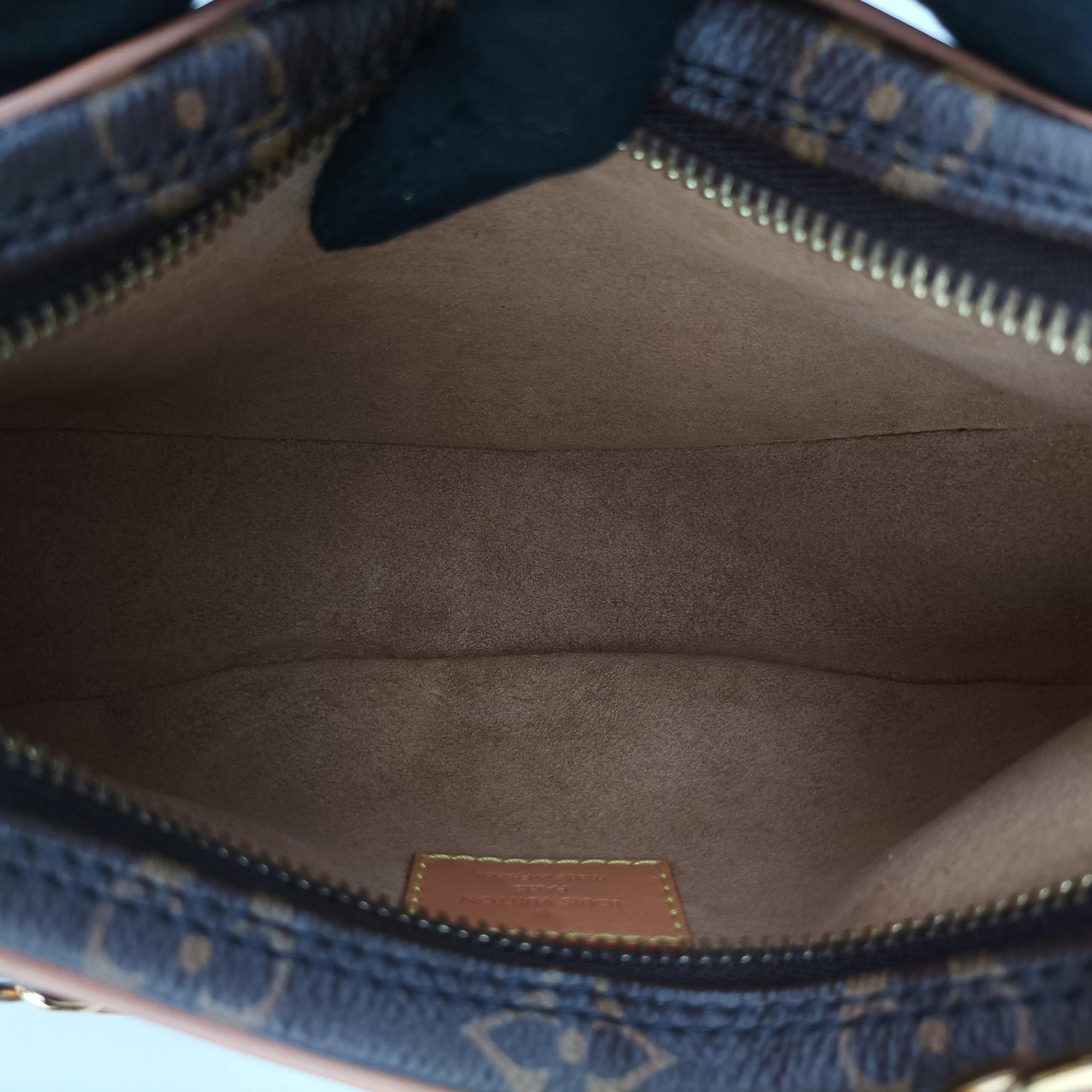 Pre-owned Louis Vuitton LOOP Brown×Beige Monogram Canvas M81098 shoulderbag | stylenewstar
