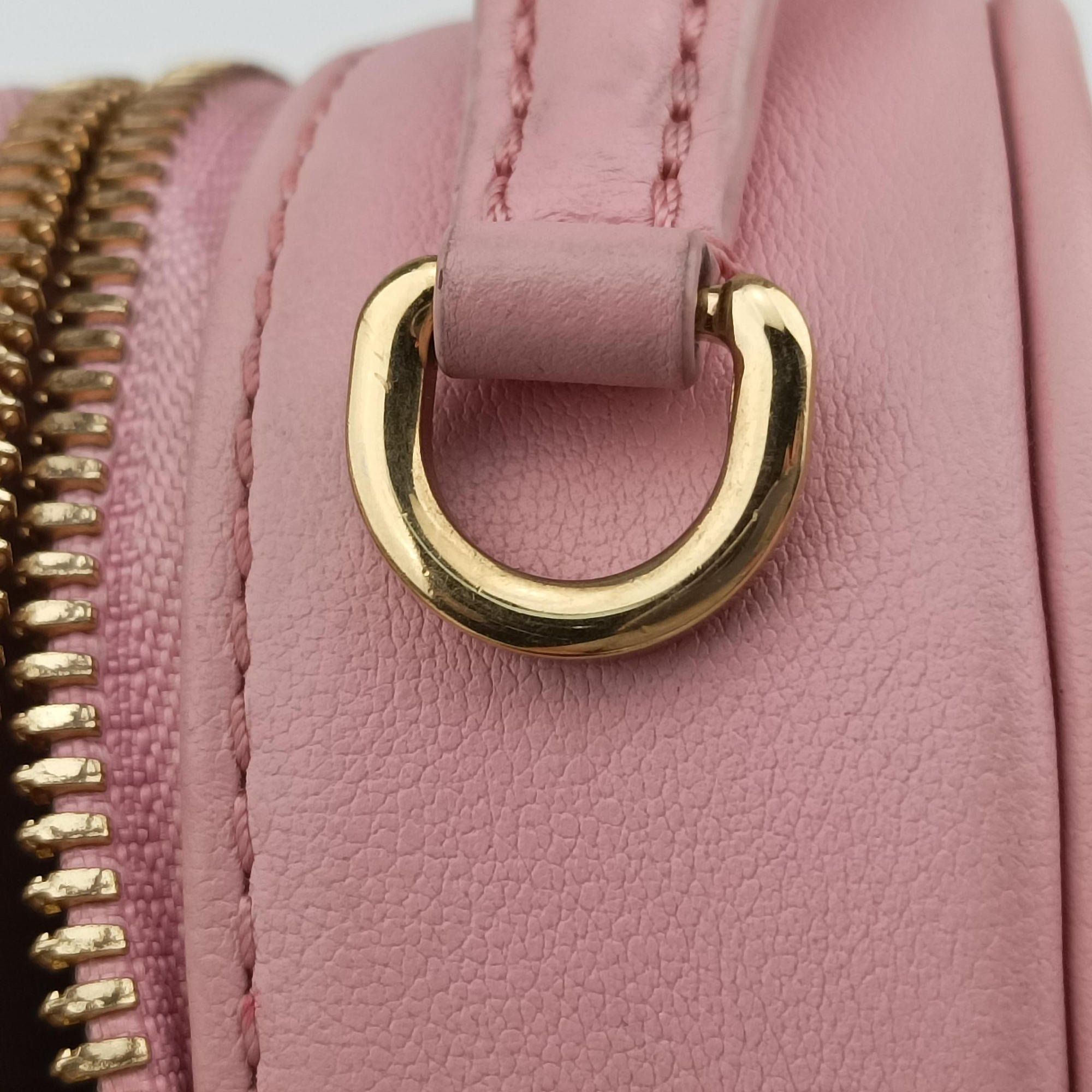 Pre-owned Louis Vuitton Pop My Heart Pouch pink Leather M82526 shoulderbag | stylenewstar