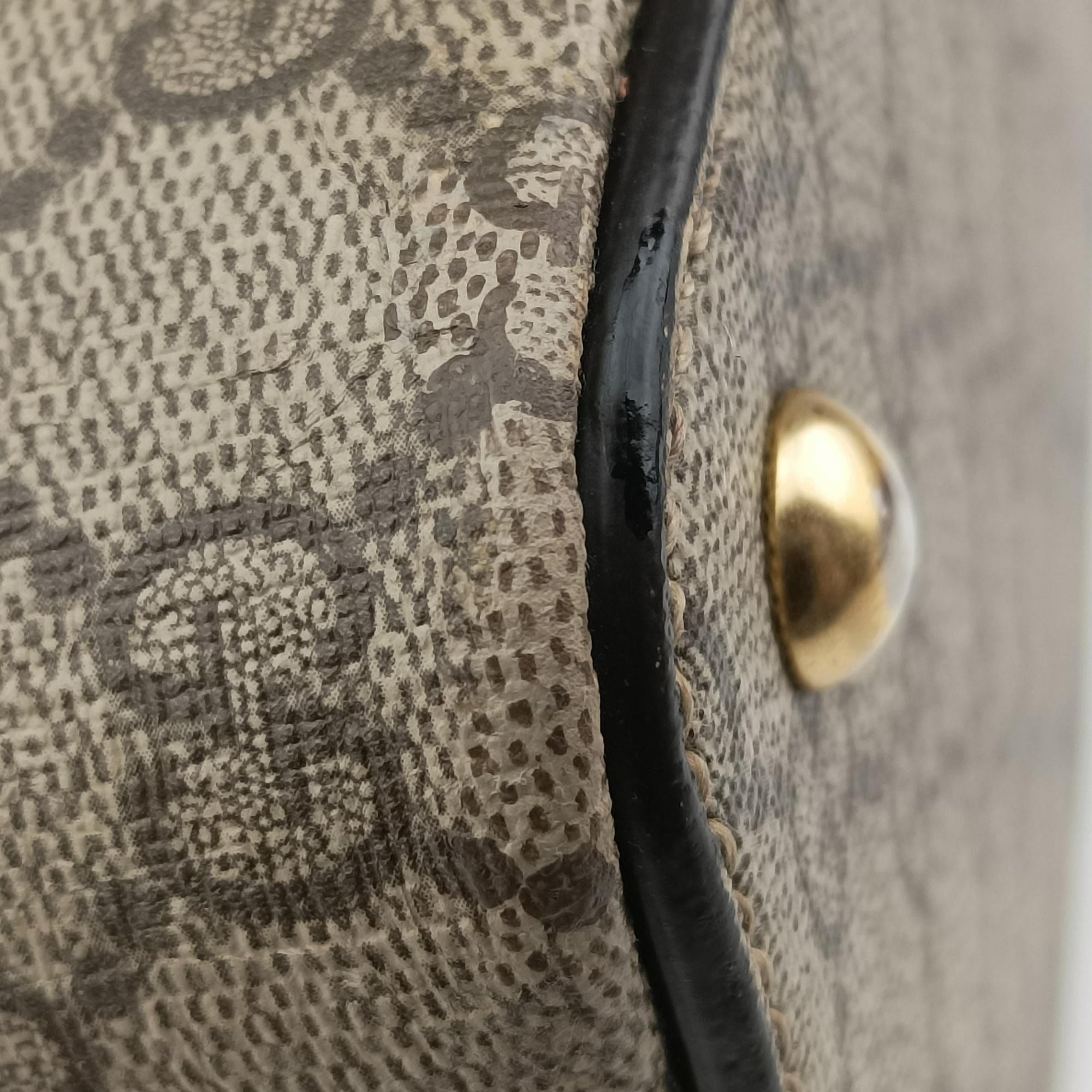 Pre-owned Gucci GG SUPREME Beige×Pink×Red PVC coated canvas × leather 409534 shoulderbag | stylenewstar