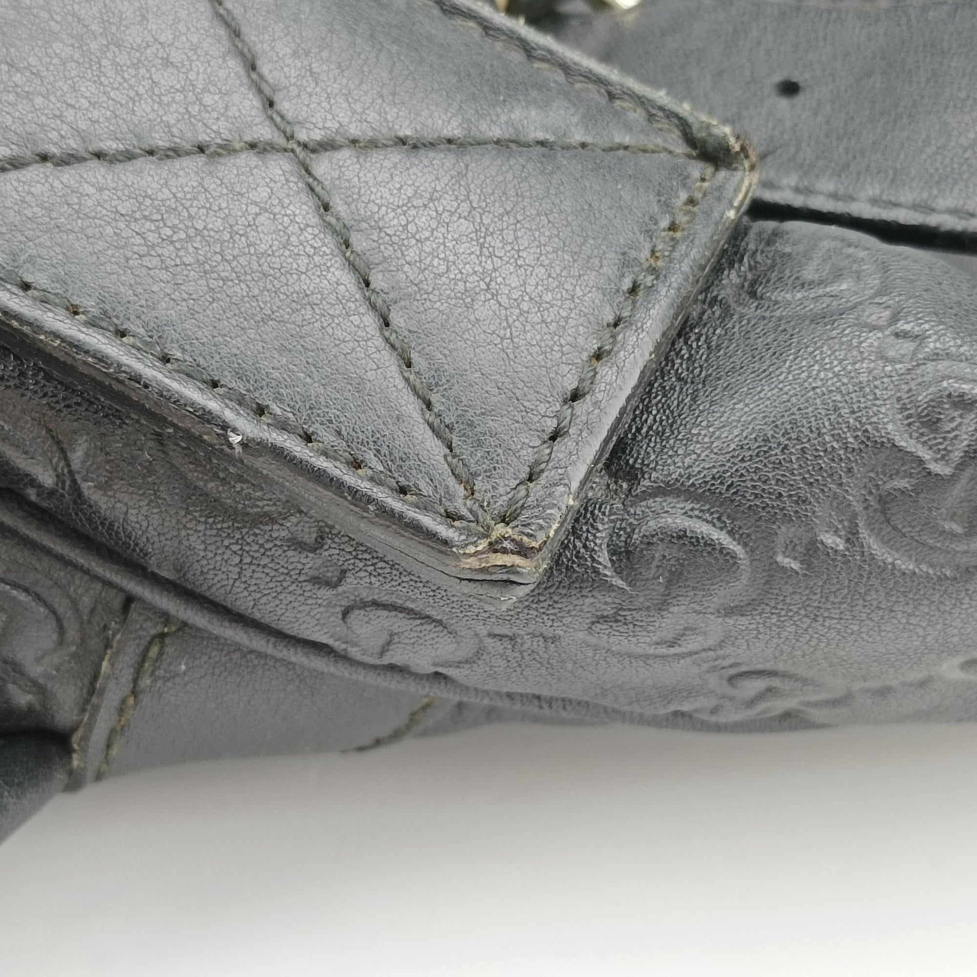 Vintage Gucci Guccissima Messenger Black Leather 223665 shoulderbag | stylenewstar