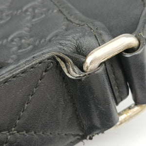 Vintage Gucci Guccissima Messenger Black Leather 223665 shoulderbag | stylenewstar