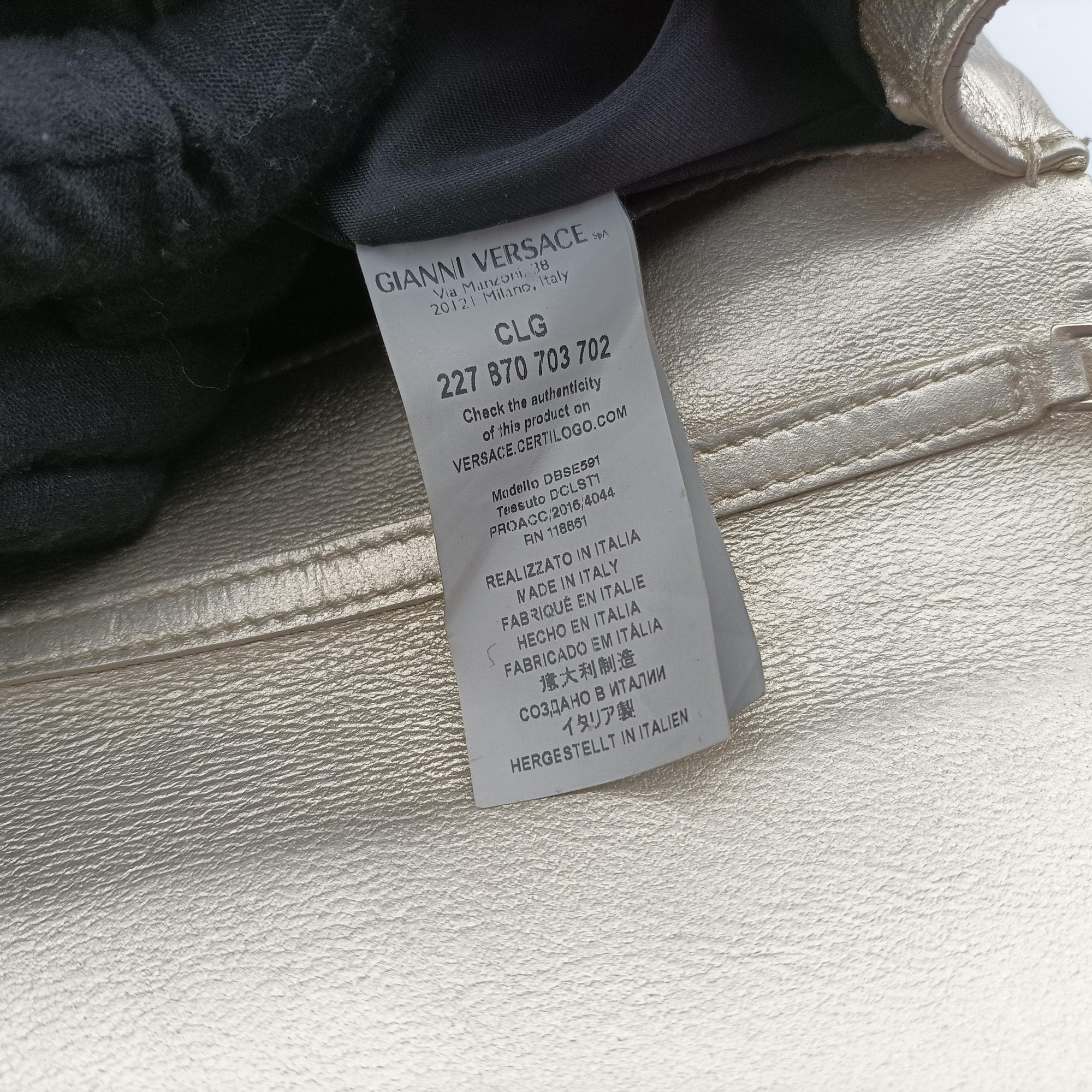 Pre-owned VERSACE medusa Golden Leather  shoulderbag | stylenewstar