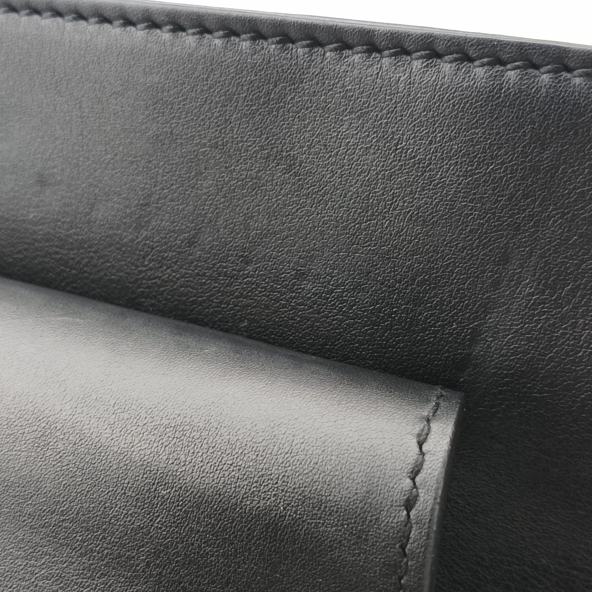 Pre-owned Gucci Emily Black Leather 295403 shoulderbag | stylenewstar