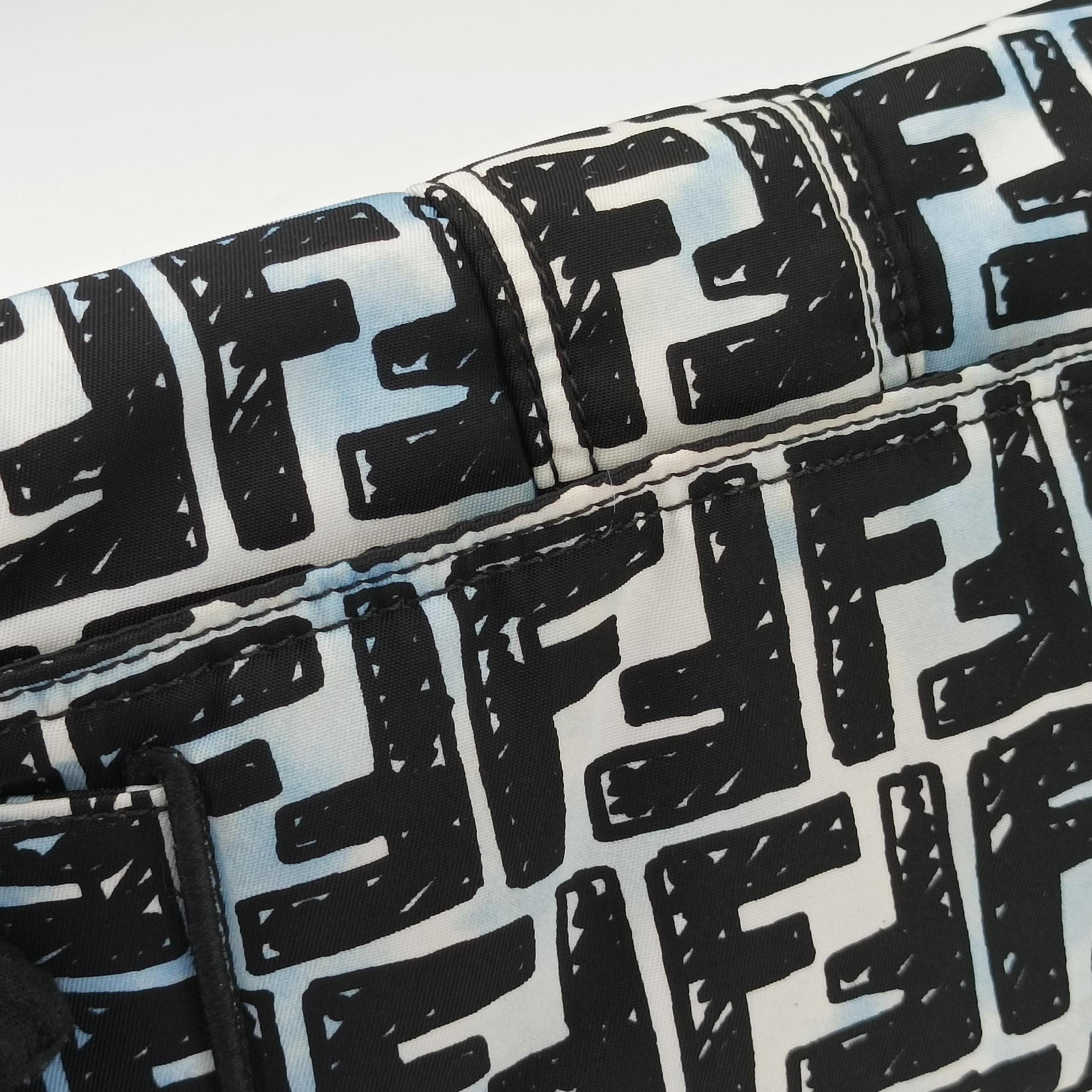 Secondhand Fendi Mamma Bucket Black nylon 8BR784 shoulderbag | stylenewstar