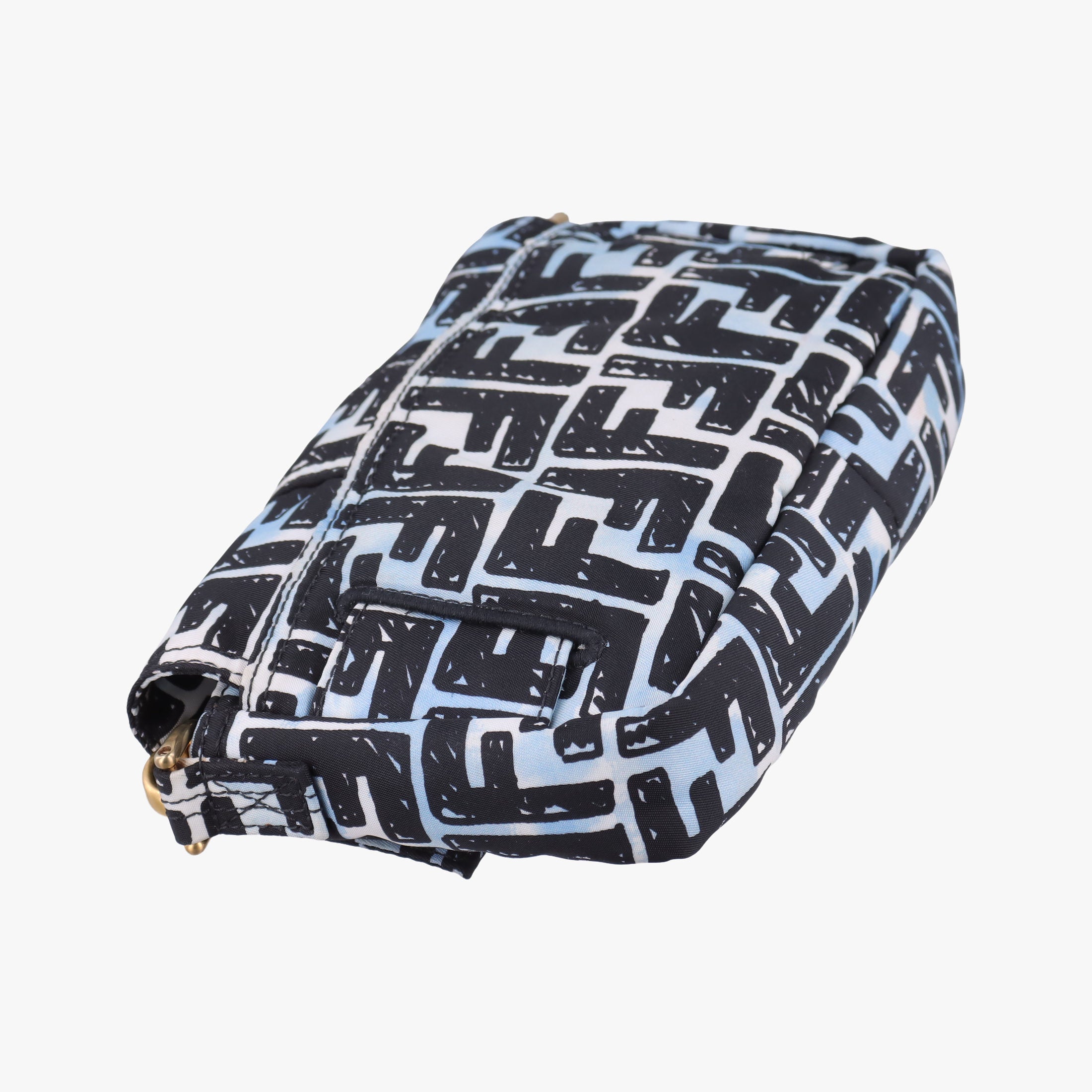 Secondhand Fendi Mamma Bucket Black nylon 8BR784 shoulderbag | stylenewstar