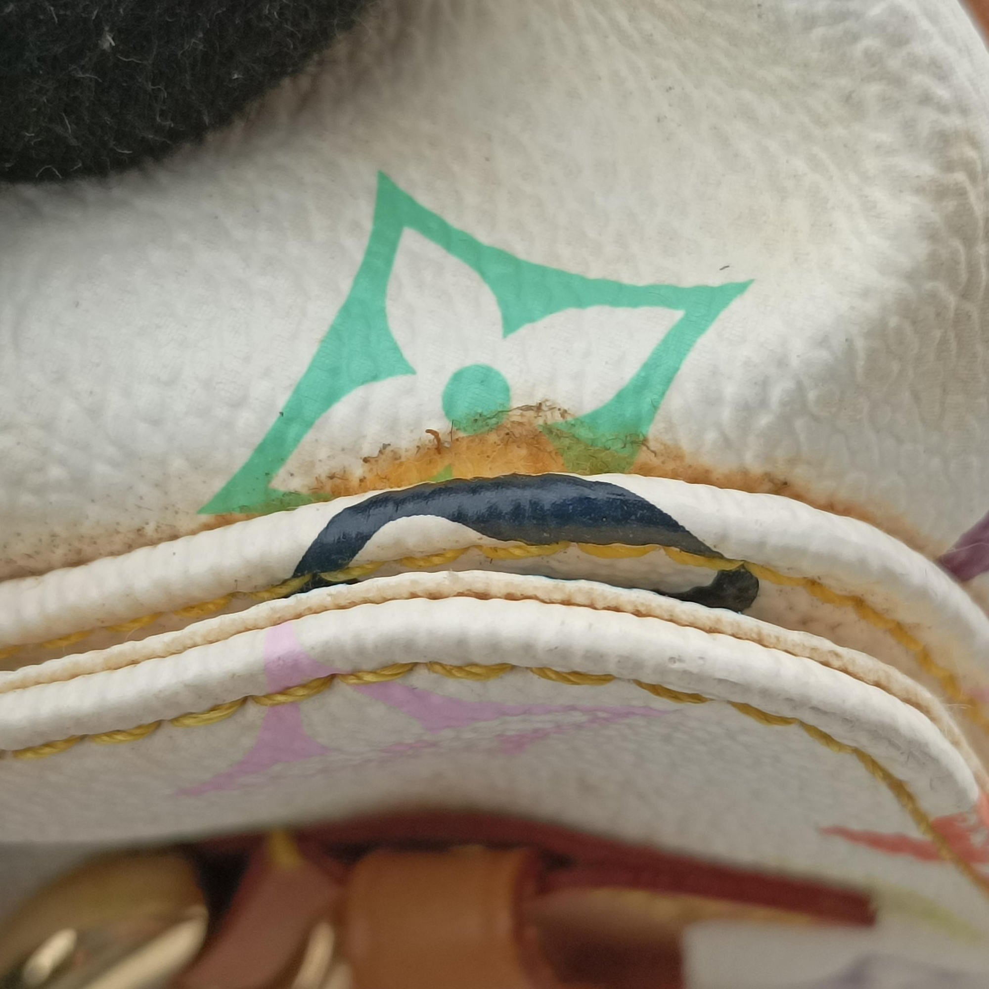 Vintage Louis Vuitton Petit NOe white Monogram Multicolor M42229 shoulderbag | stylenewstar