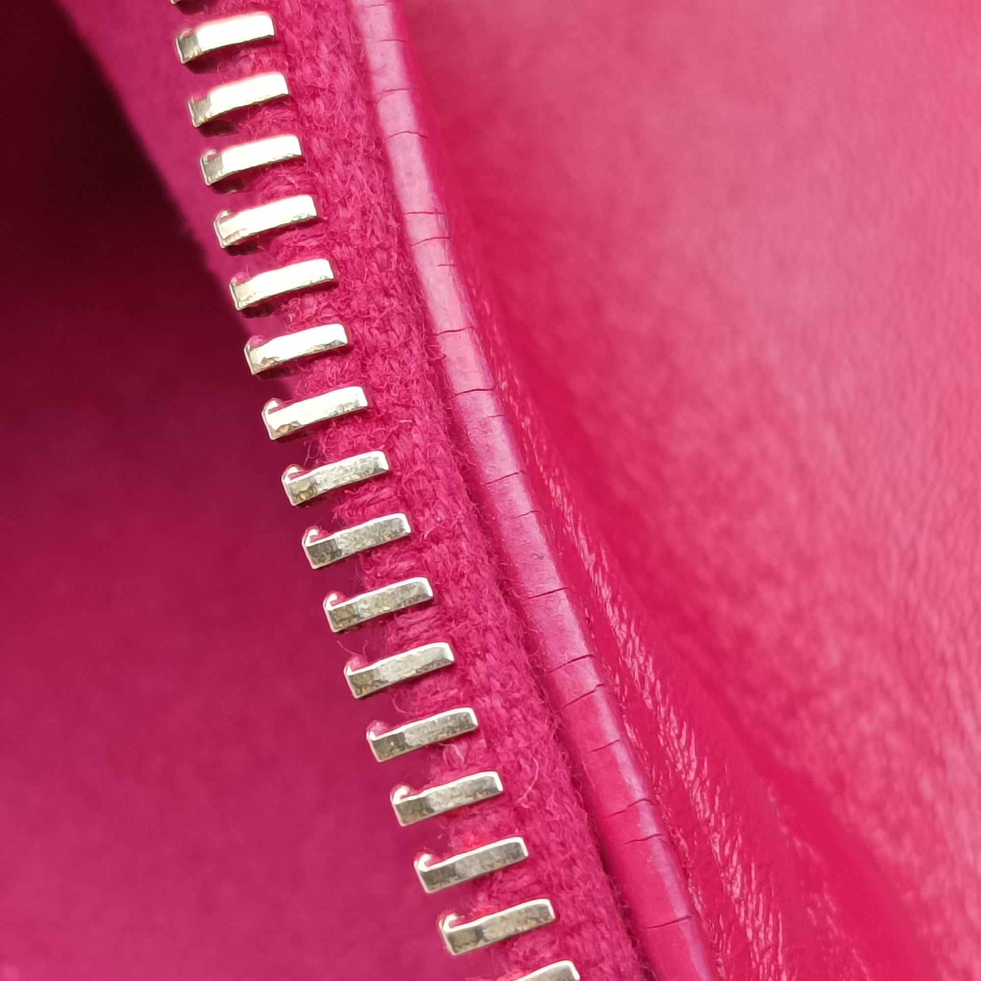 Pre-owned Yves Saint Laurent CLASSIC BABY DUFFLE Rose Leather 330958 shoulderbag | stylenewstar