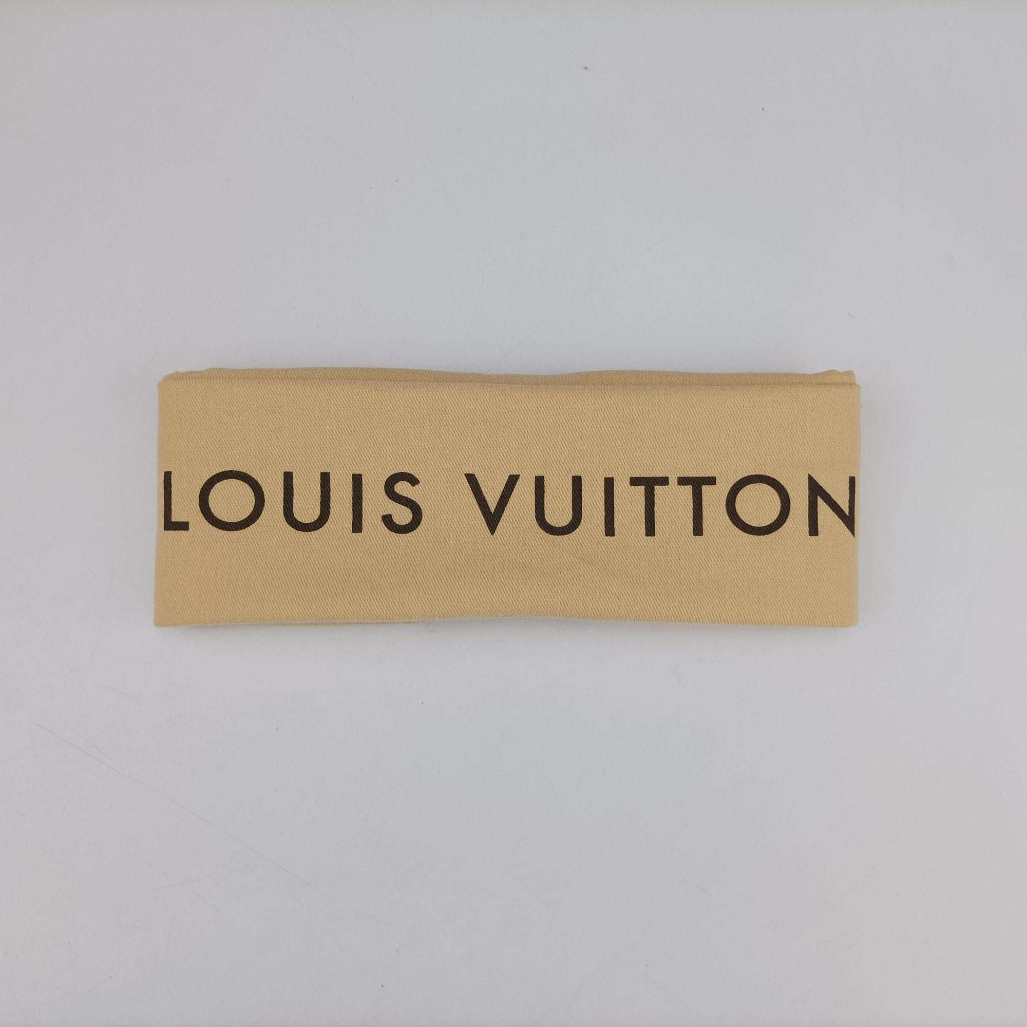 Vintage Louis Vuitton Bellflower PM Rouge Vernis M91728 shoulderbag | stylenewstar