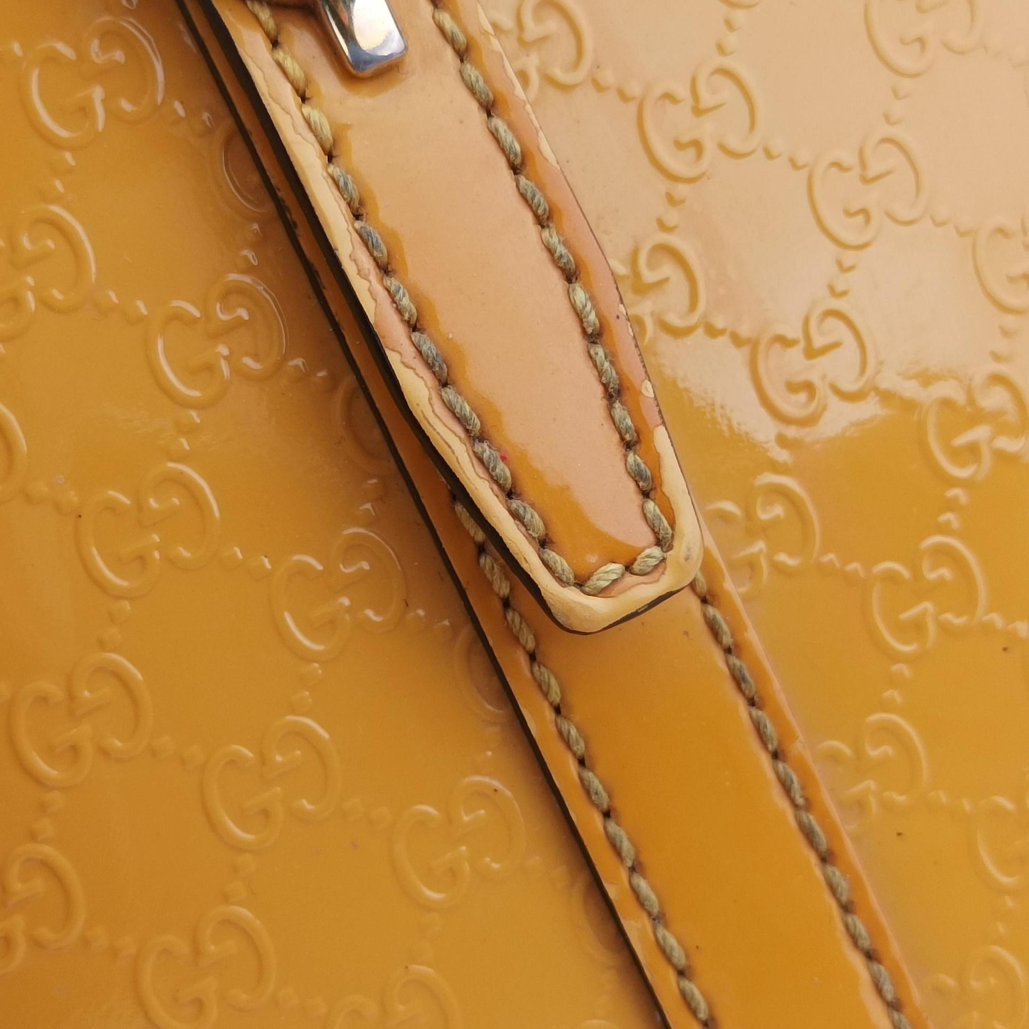 Secondhand Gucci Microguccissima Yellow Patent Leather 309617 shoulderbag | stylenewstar