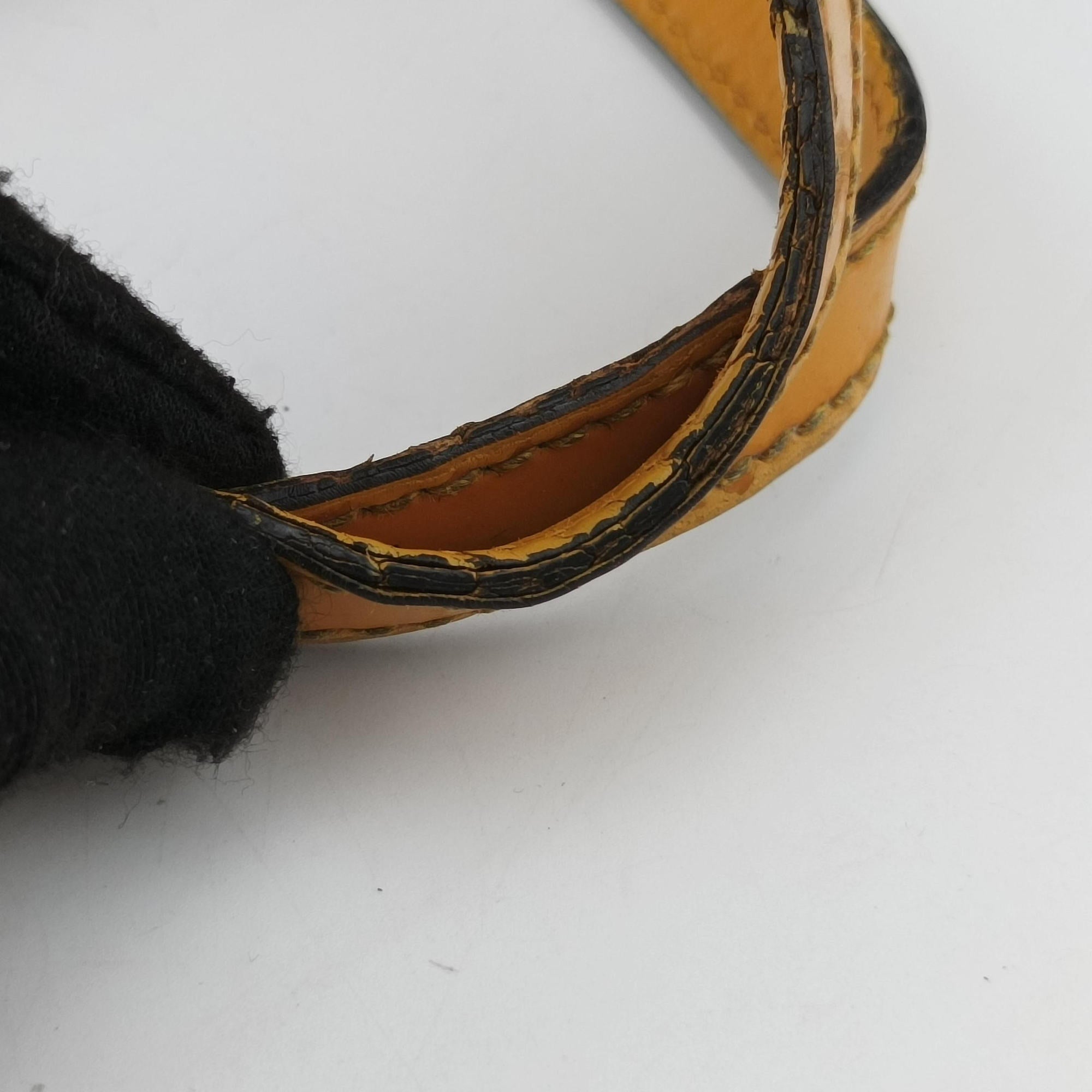 Secondhand Gucci Microguccissima Yellow Patent Leather 309617 shoulderbag | stylenewstar